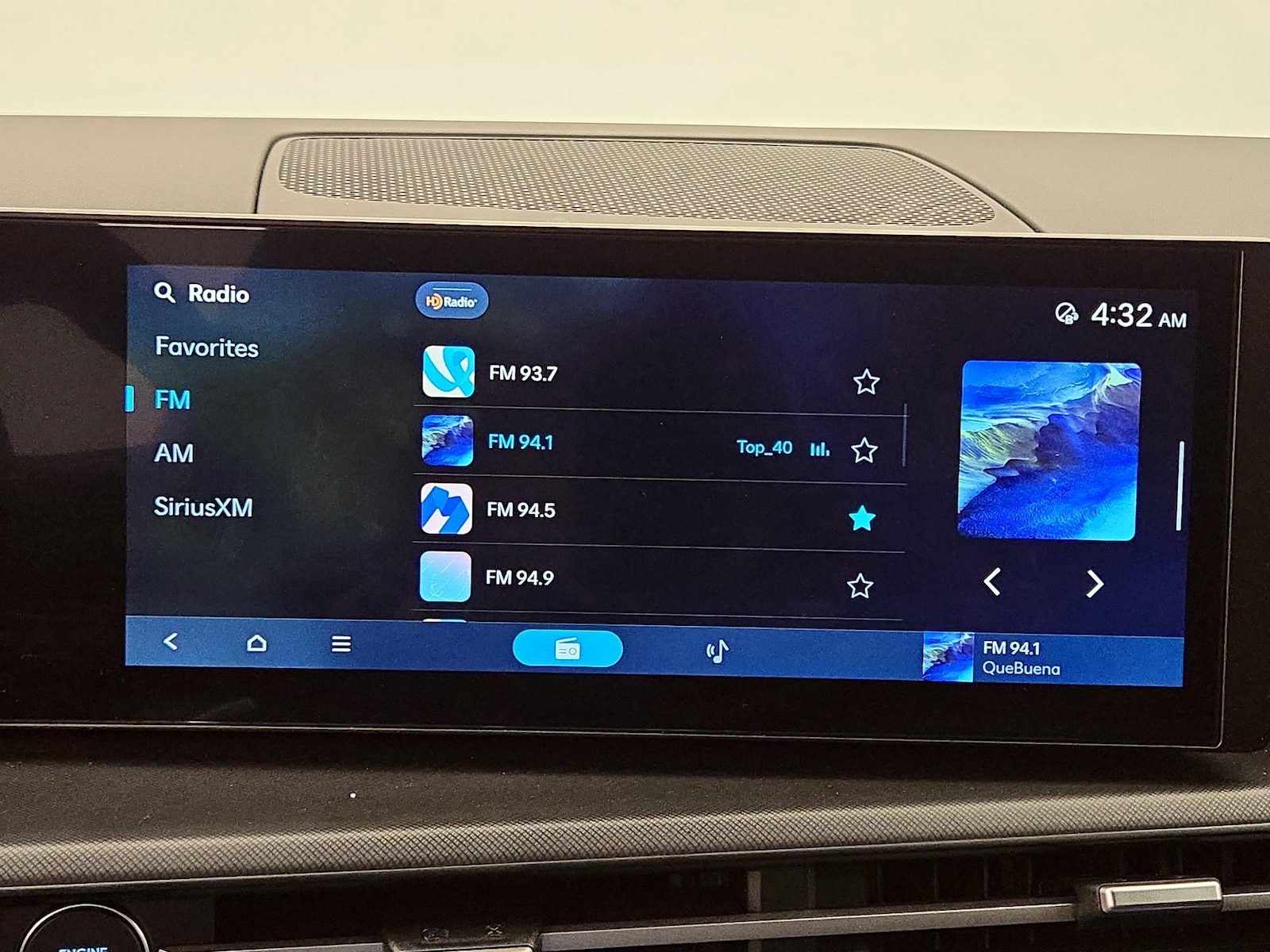 2025 Hyundai Santa Fe SEL - Photo 16