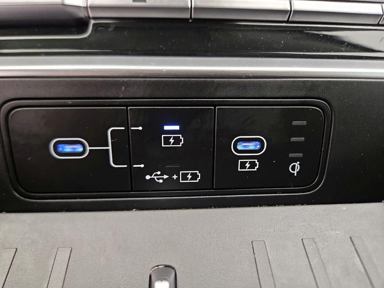 2025 Hyundai Santa Fe SEL - Photo 19