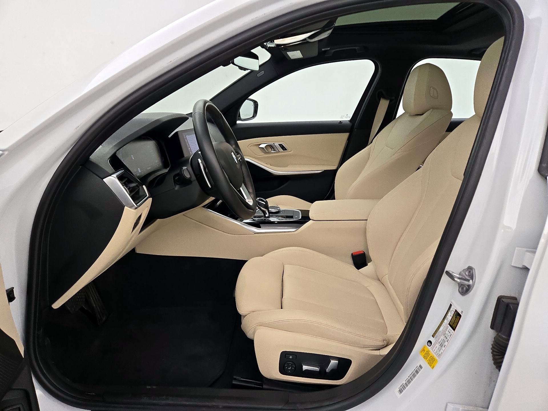 Thumbnail: 2019 BMW 3 Series - 11