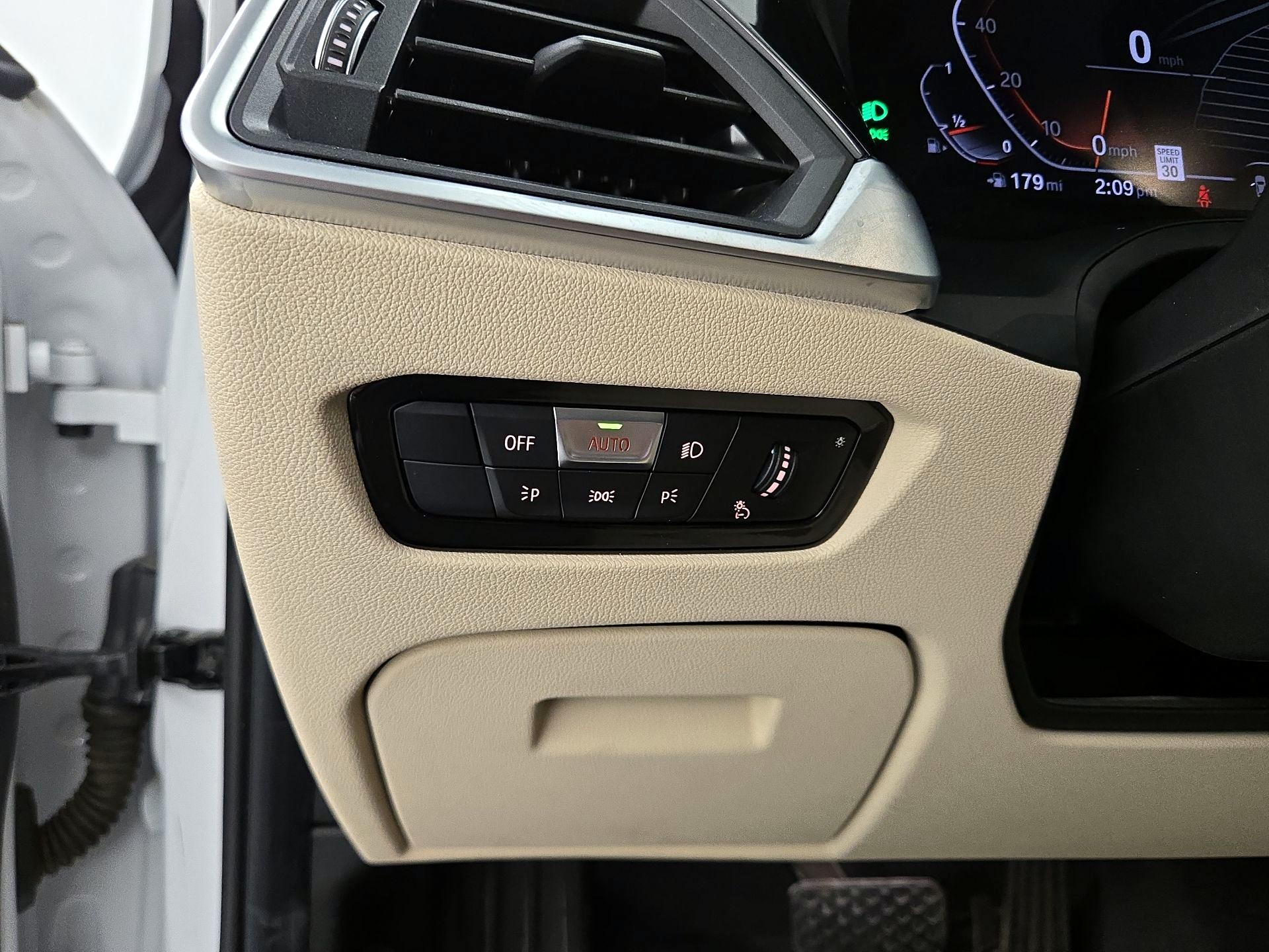 Thumbnail: 2019 BMW 3 Series - 13
