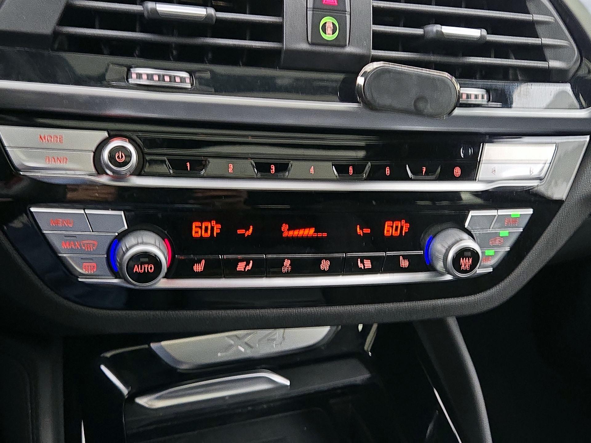 Thumbnail: 2021 BMW X4 - 17