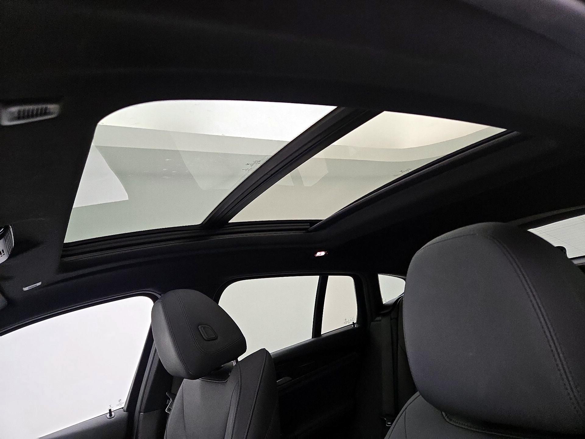 Thumbnail: 2021 BMW X4 - 20
