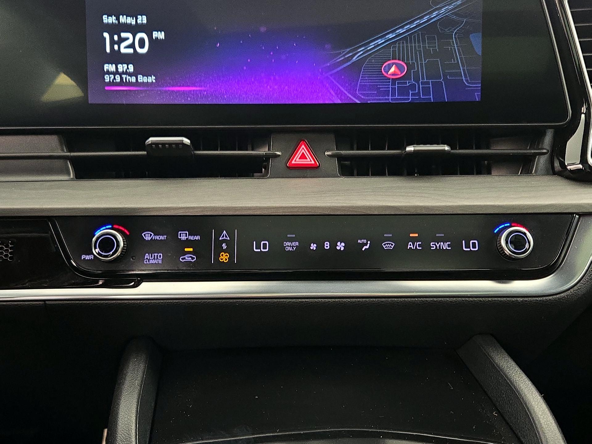 Thumbnail: 2023 Kia Sportage - 17