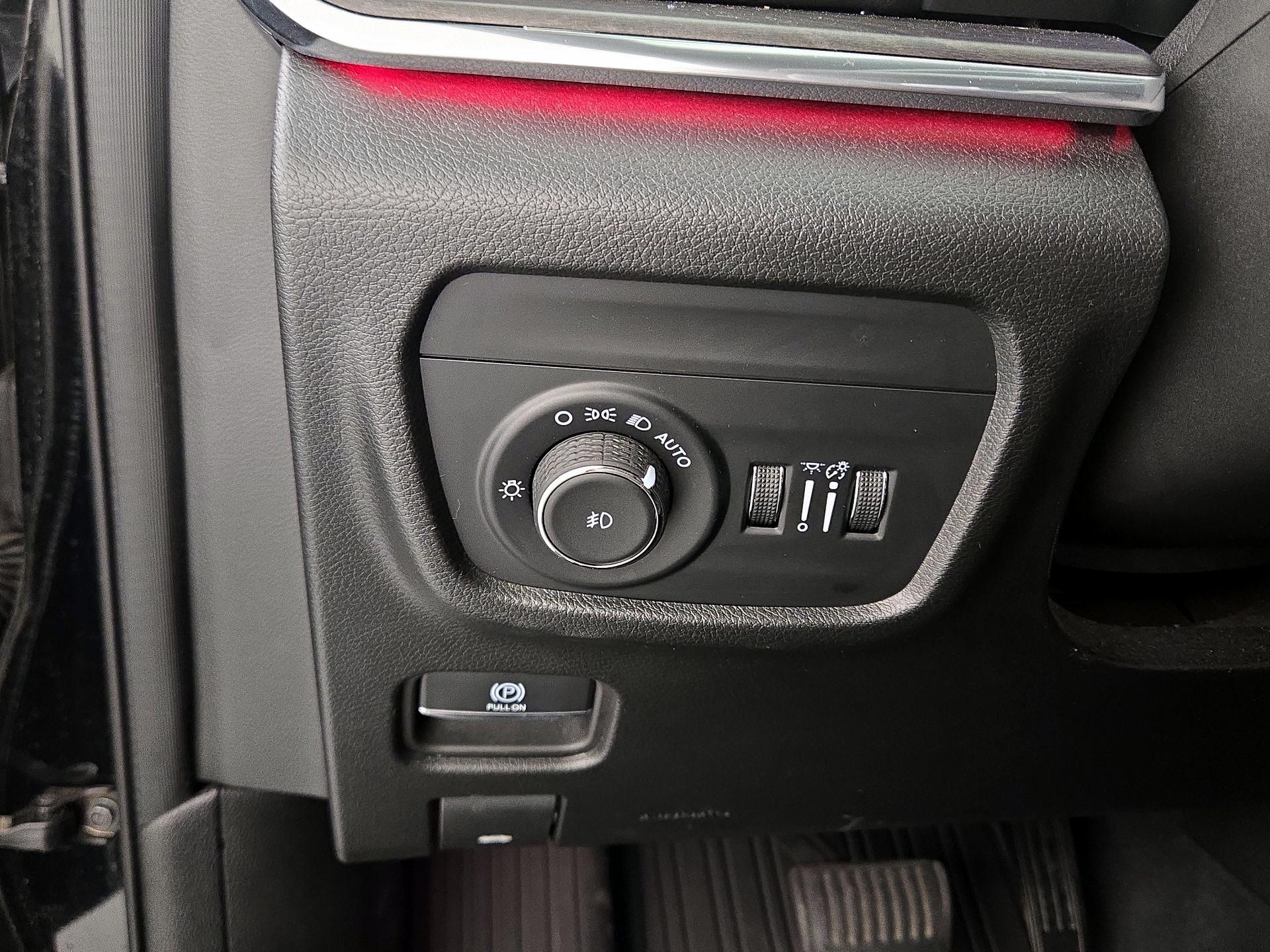 Thumbnail: 2023 Jeep Grand Cherokee - 13