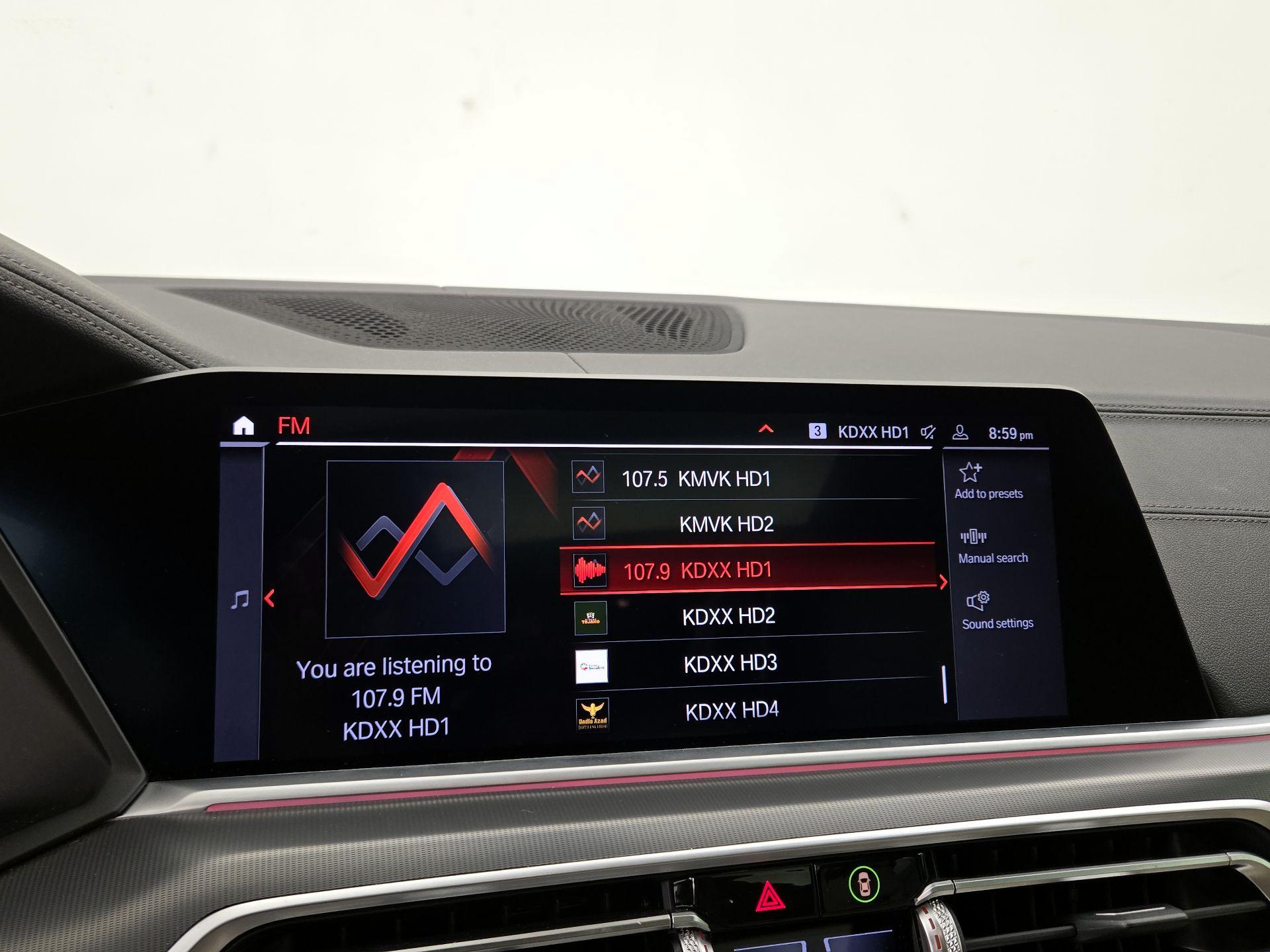 Thumbnail: 2021 BMW X6 - 16