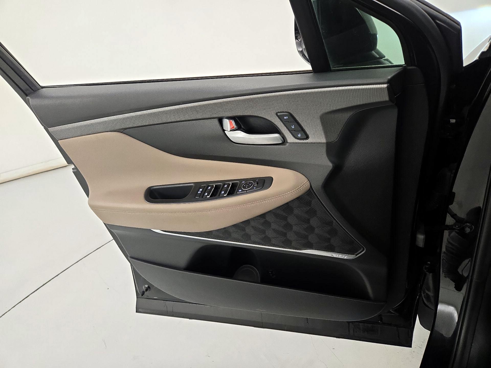 Thumbnail: 2019 Hyundai Santa Fe - 12