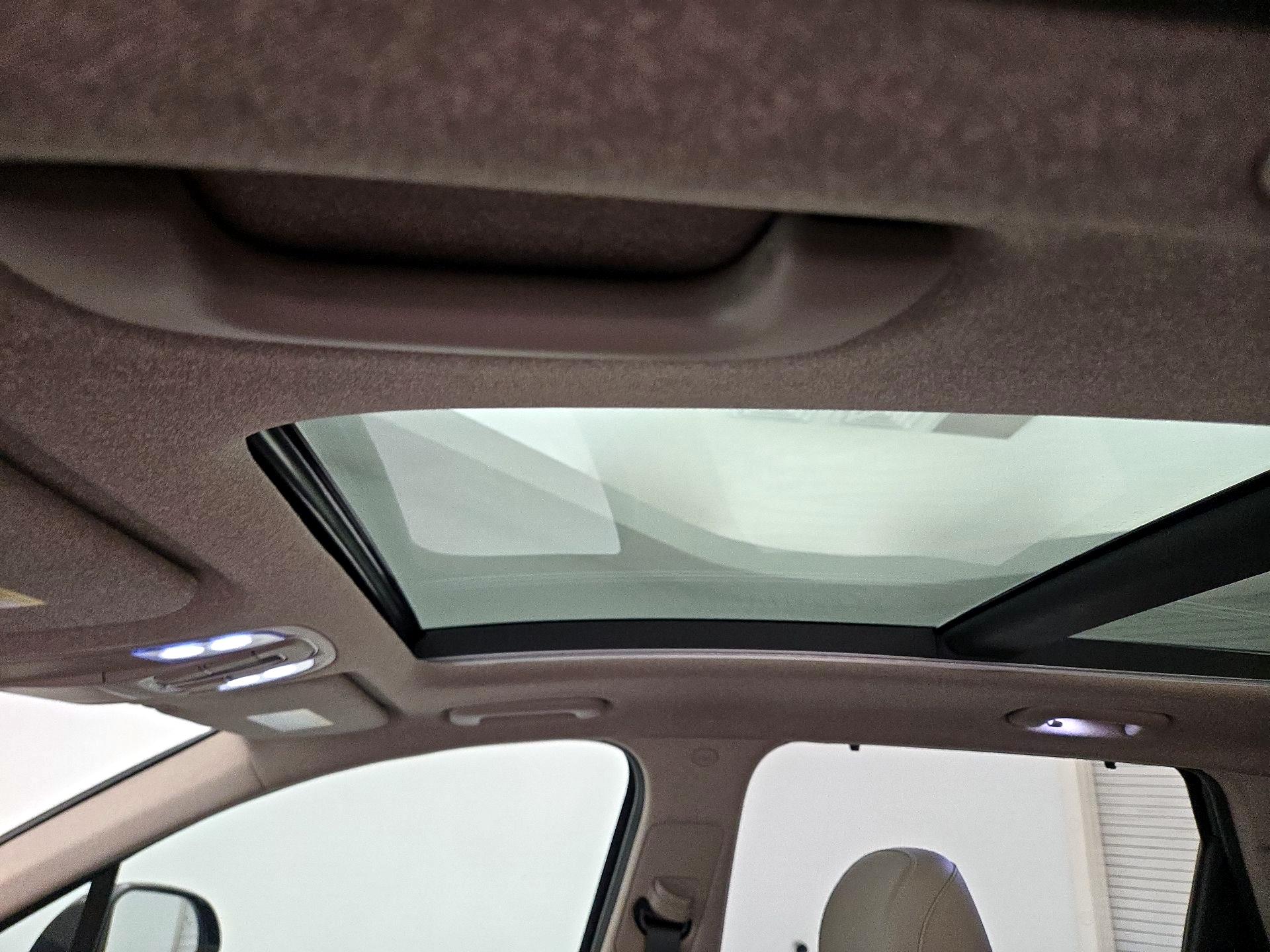 Thumbnail: 2019 Hyundai Santa Fe - 20