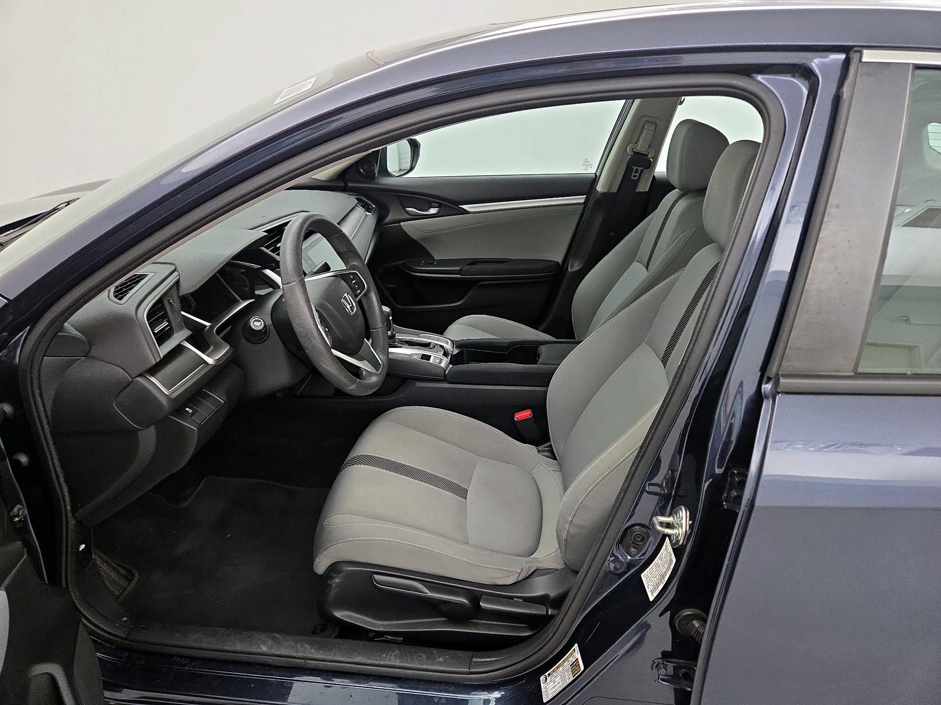 Thumbnail: 2016 Honda Civic - 11