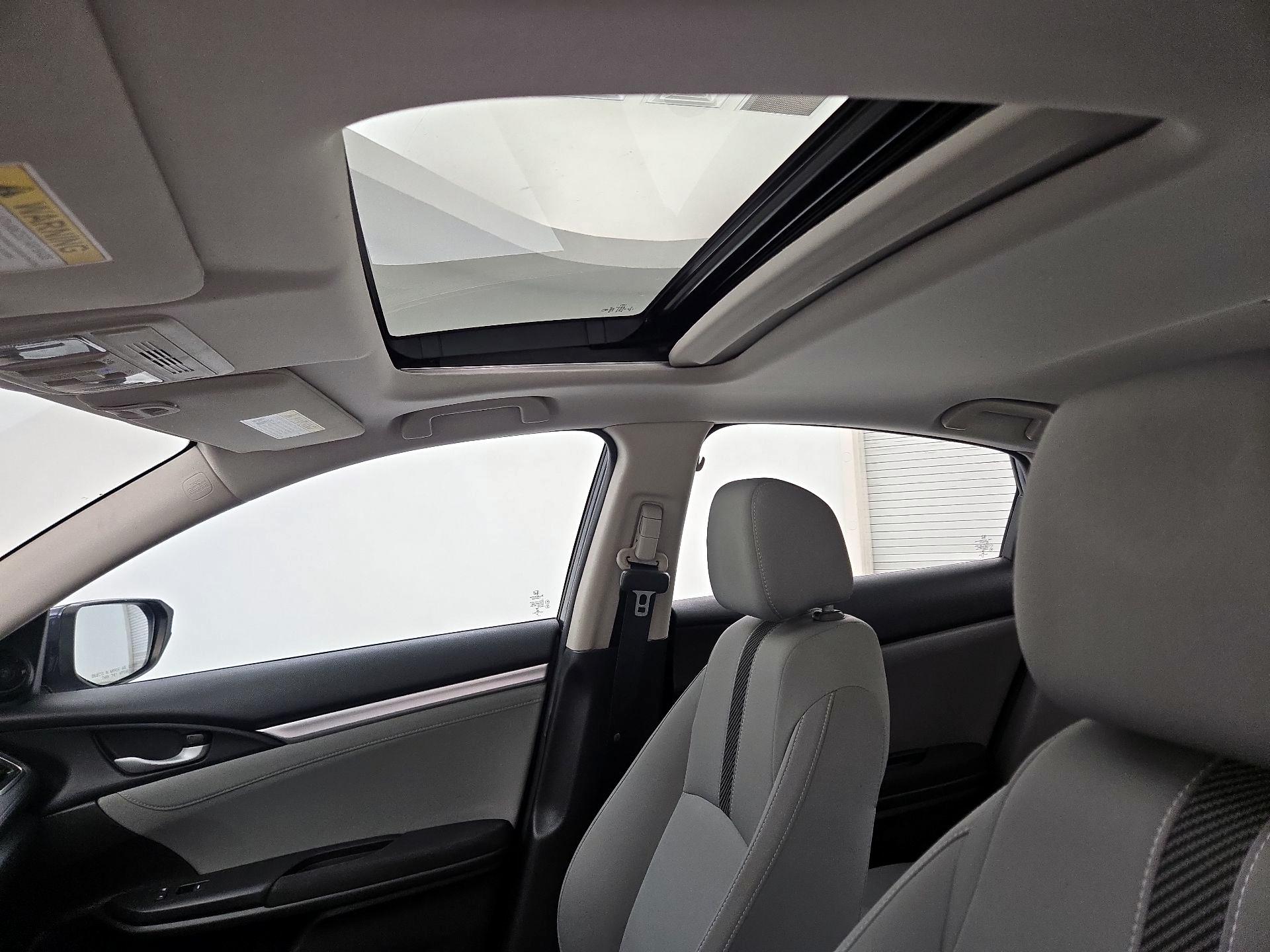 Thumbnail: 2016 Honda Civic - 19
