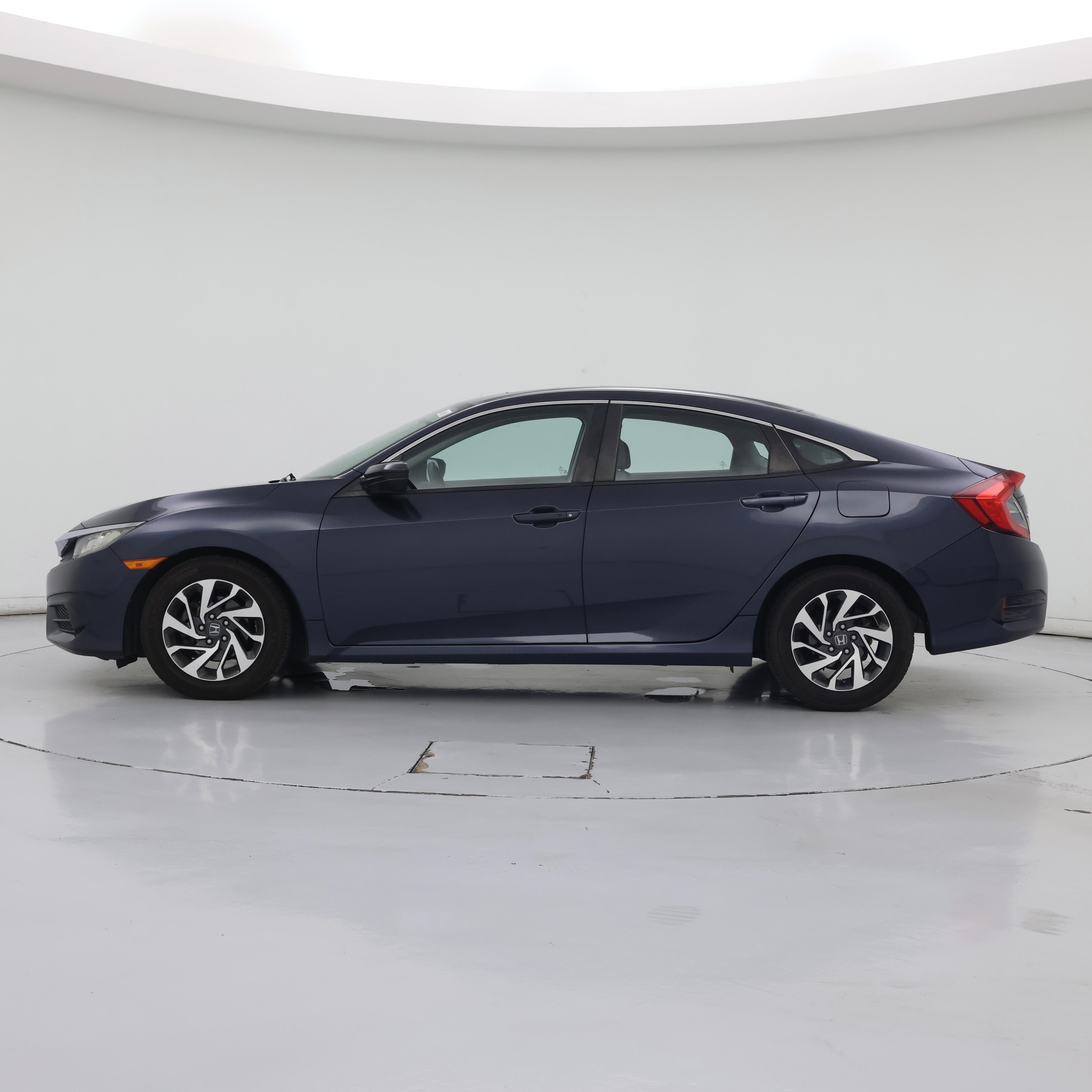 Thumbnail: 2016 Honda Civic - 3