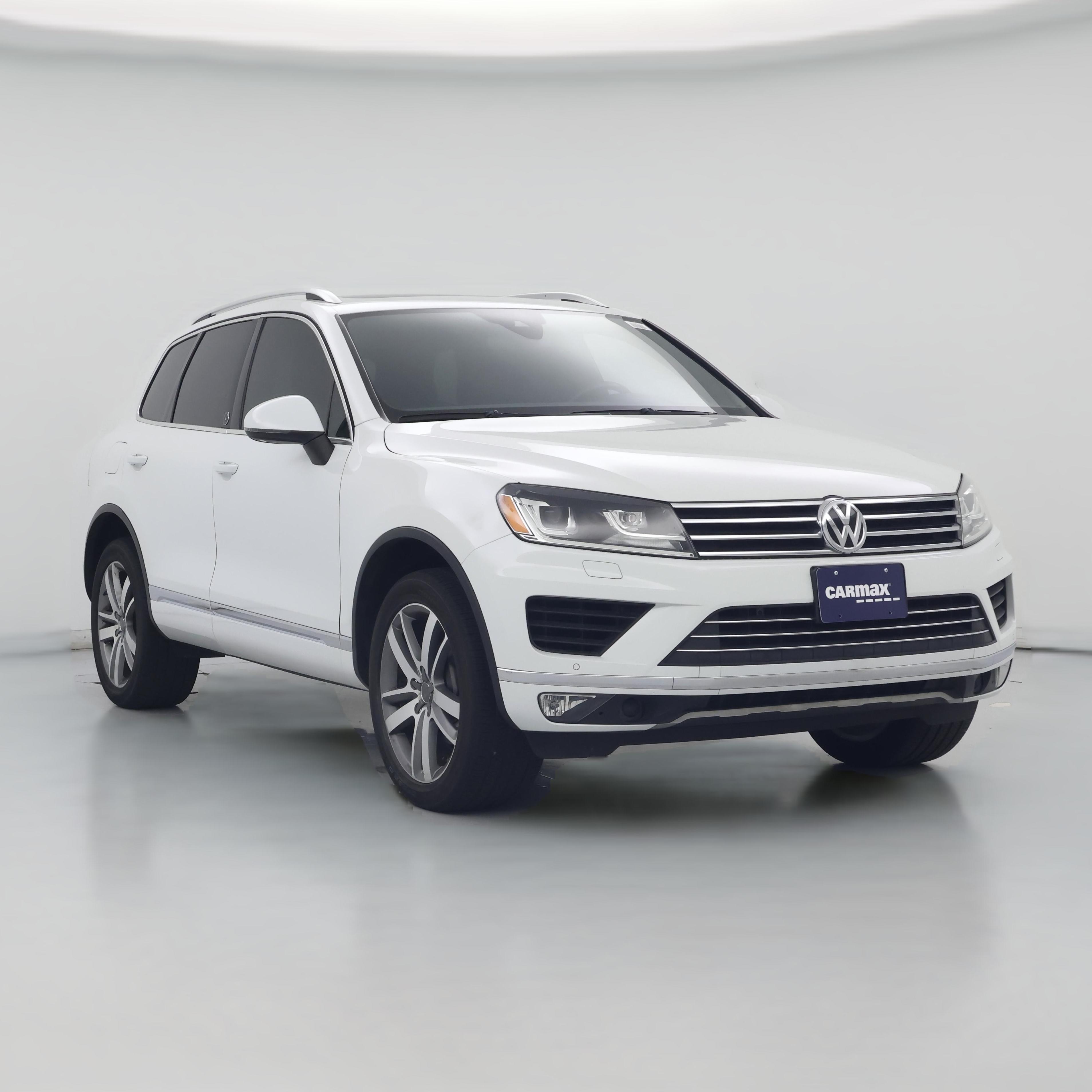 Thumbnail: 2017 Volkswagen Touareg - 1