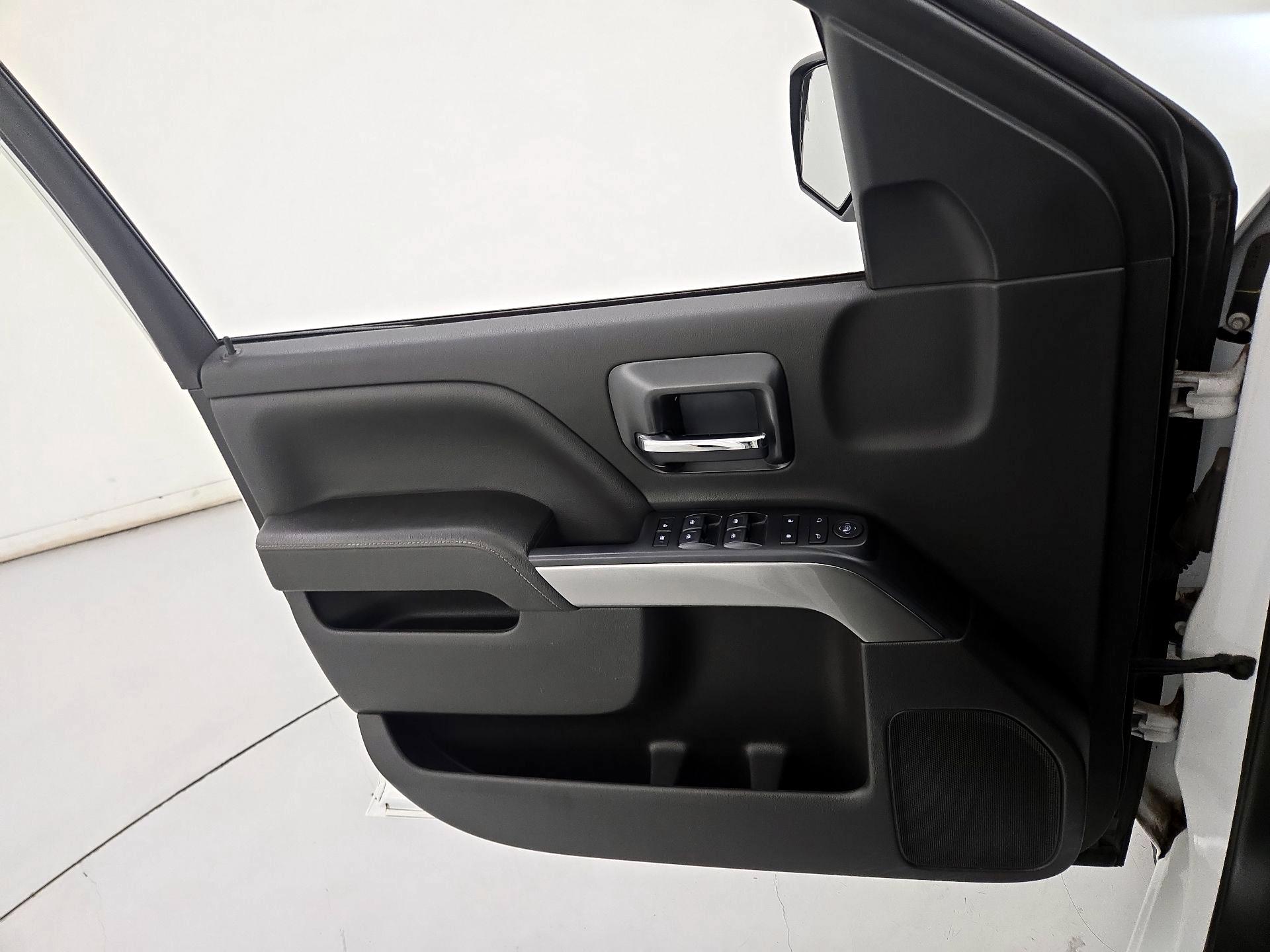 Thumbnail: 2019 Chevrolet Silverado 1500 - 12