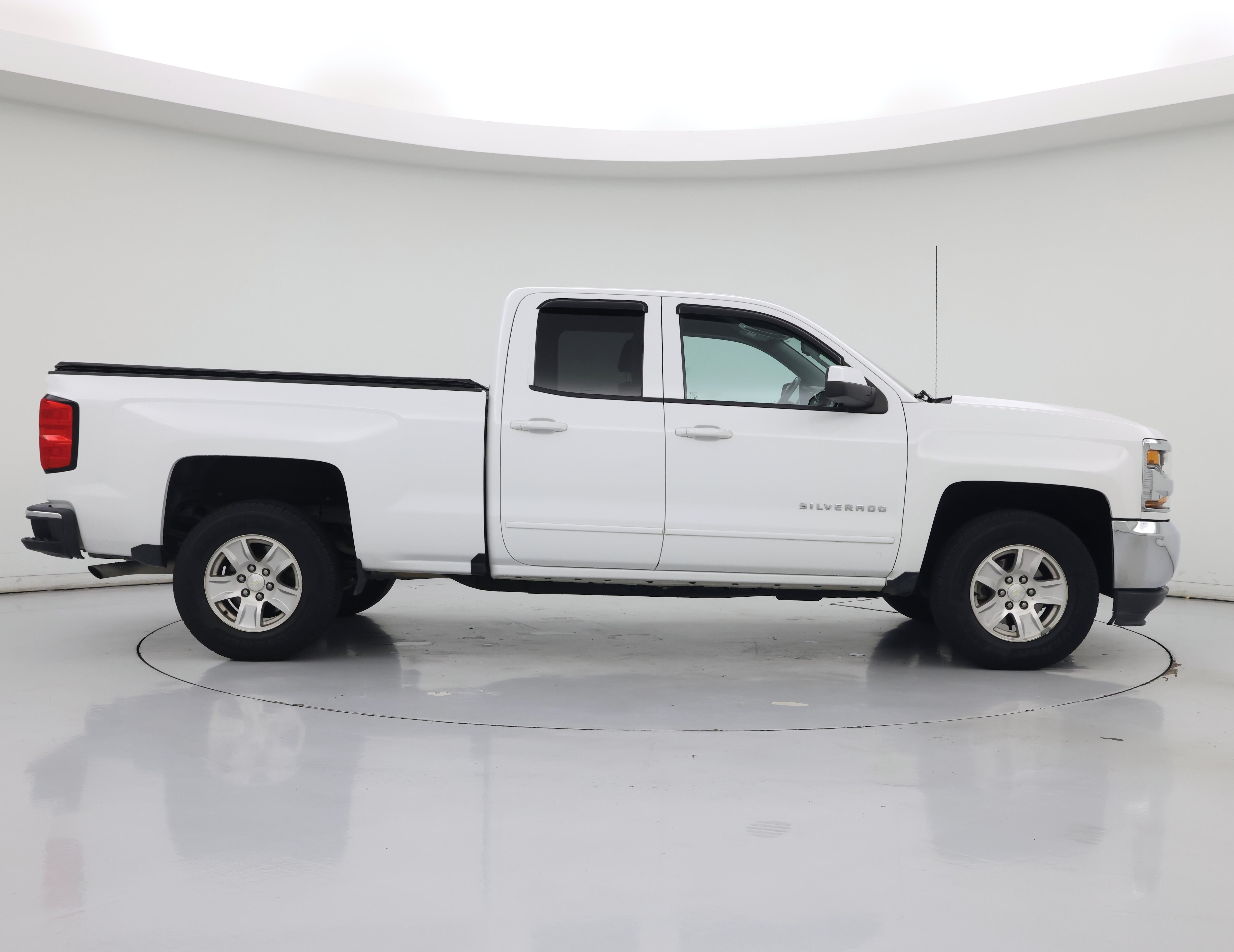 Thumbnail: 2019 Chevrolet Silverado 1500 - 7