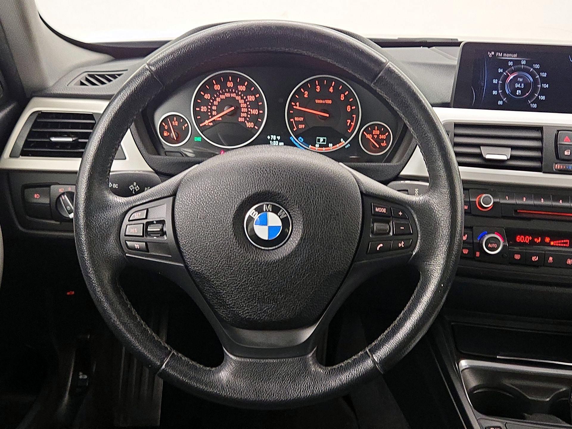 Thumbnail: 2014 BMW 3 Series - 10