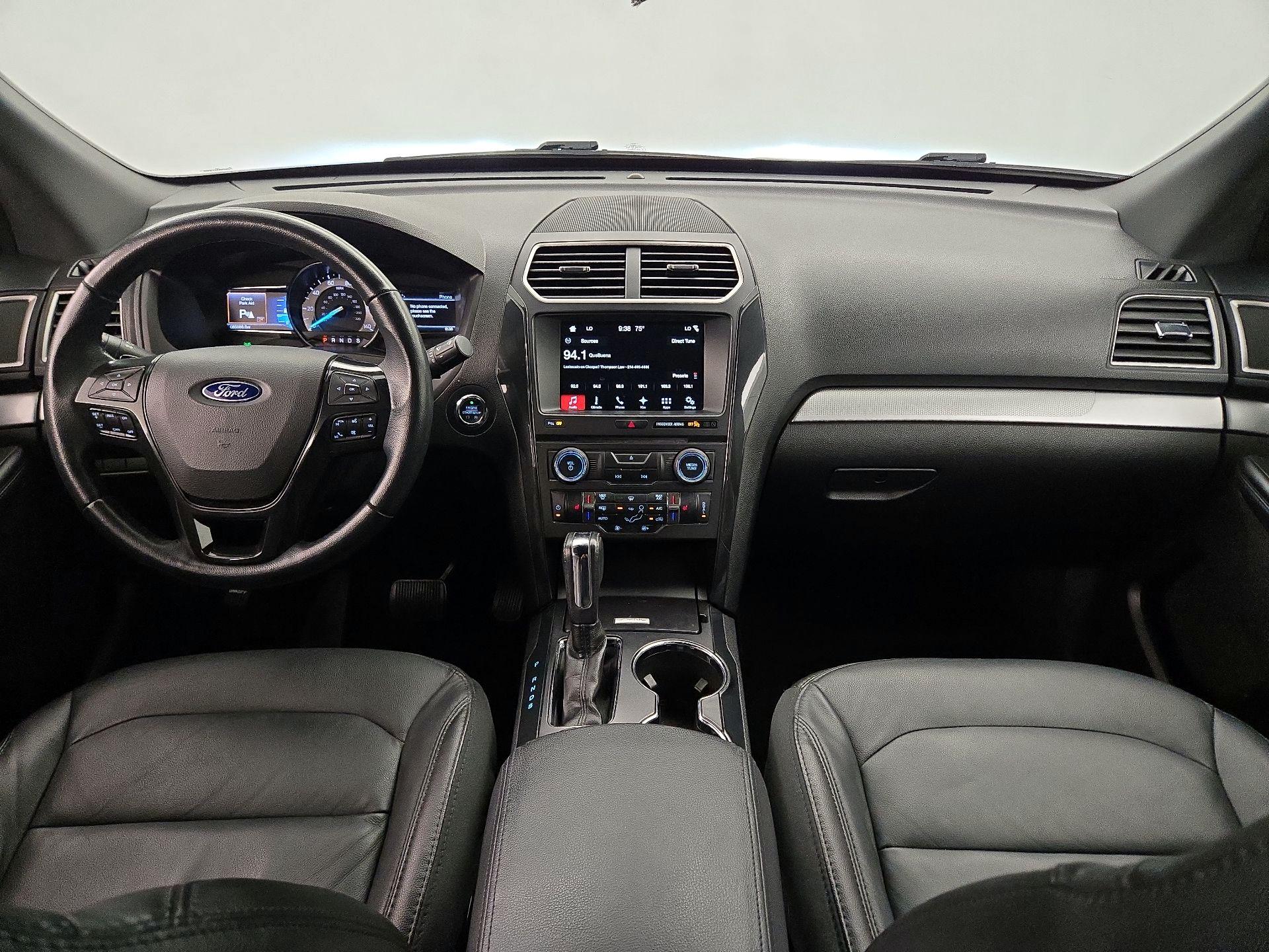 Thumbnail: 2017 Ford Explorer - 9
