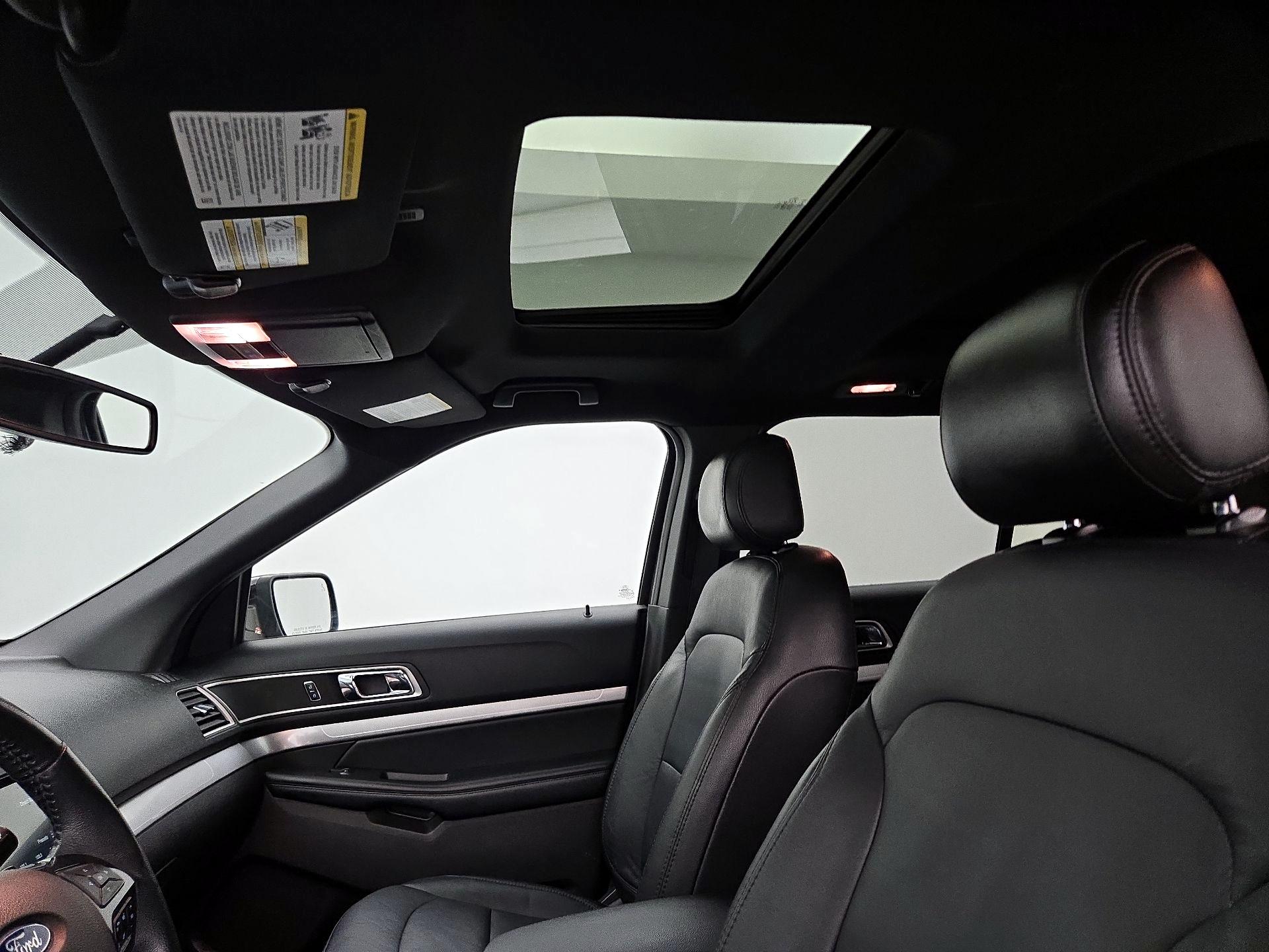 Thumbnail: 2017 Ford Explorer - 20