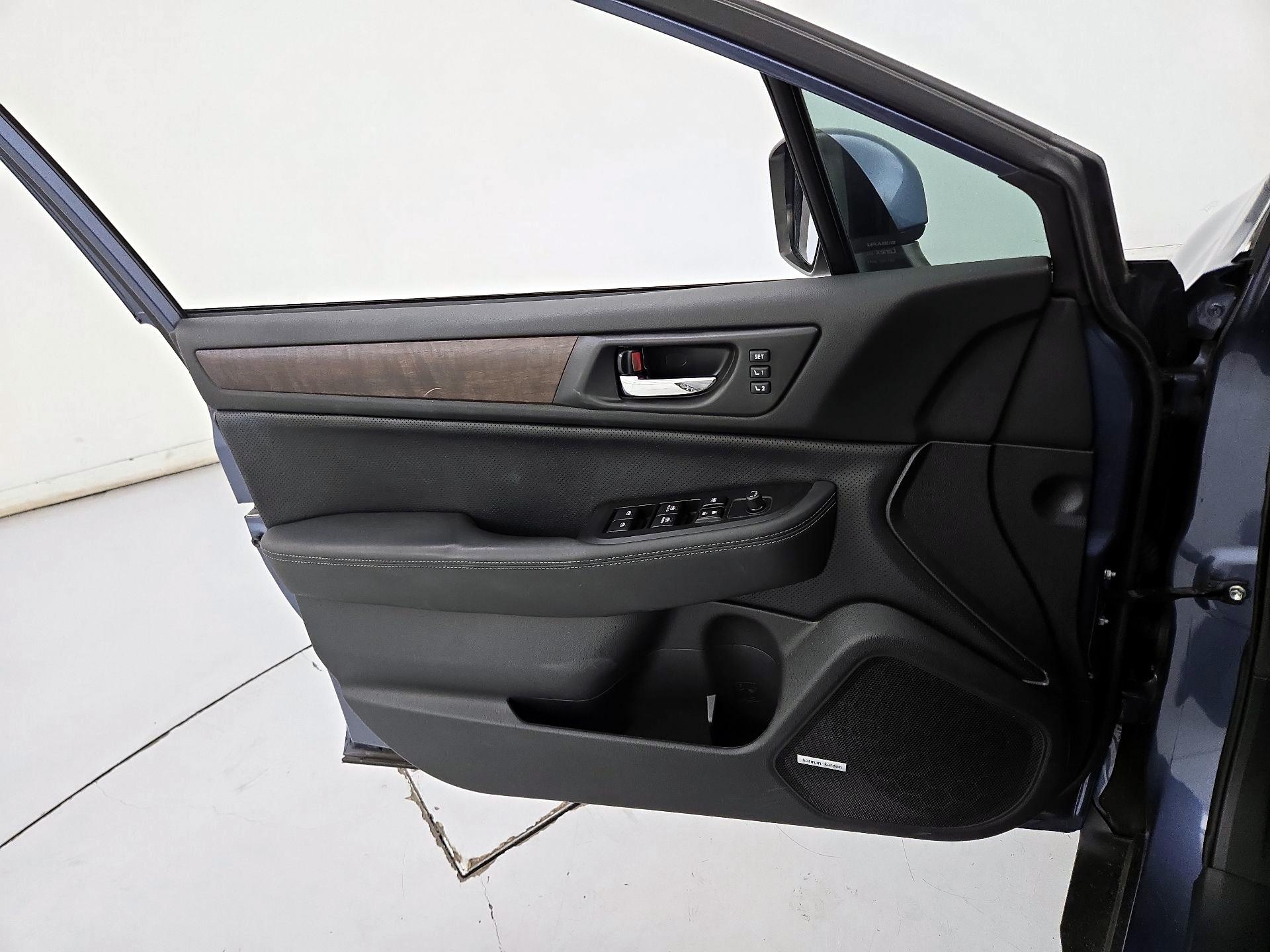 Thumbnail: 2016 Subaru Outback - 12