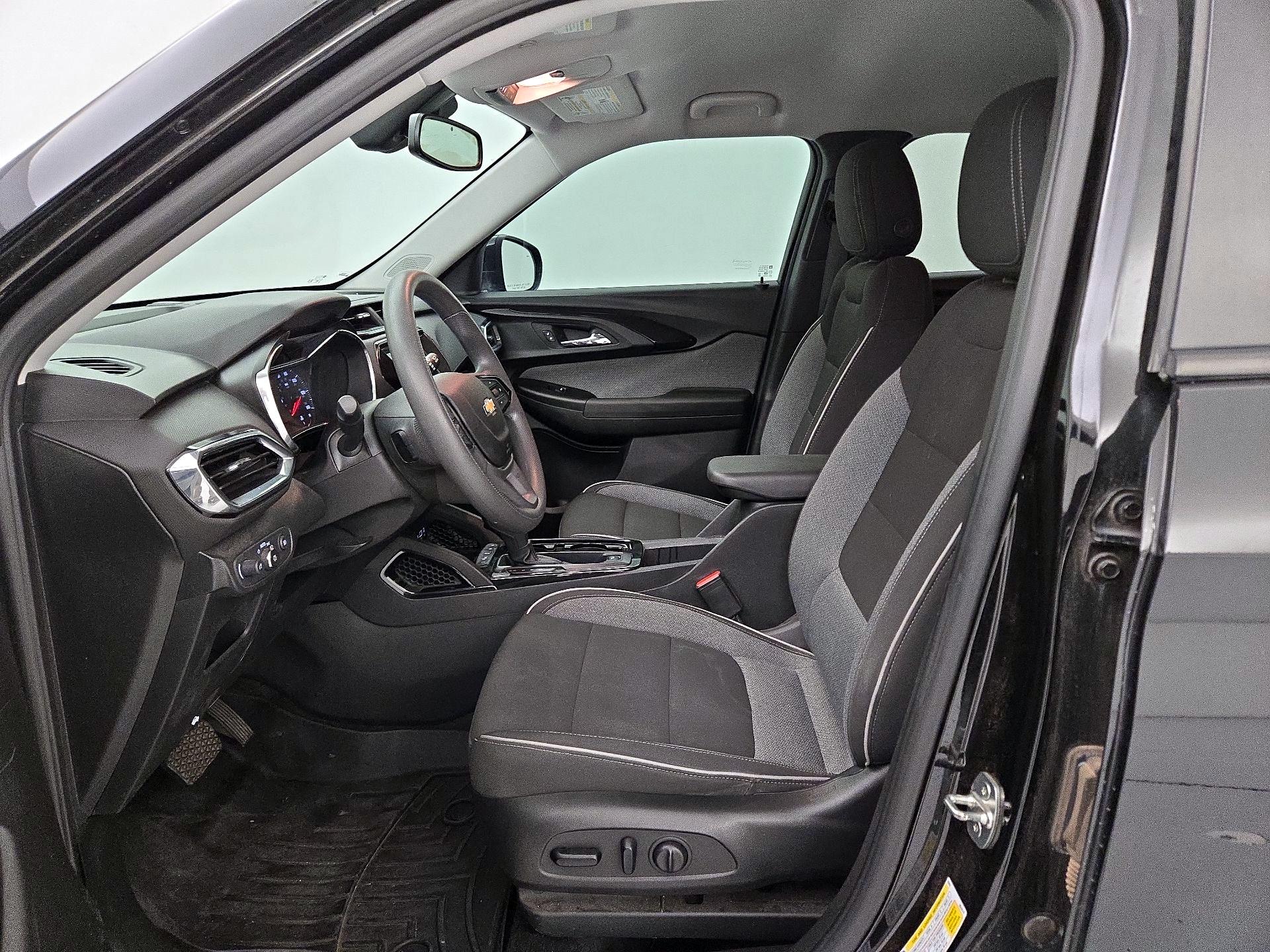 Thumbnail: 2021 Chevrolet TrailBlazer - 11