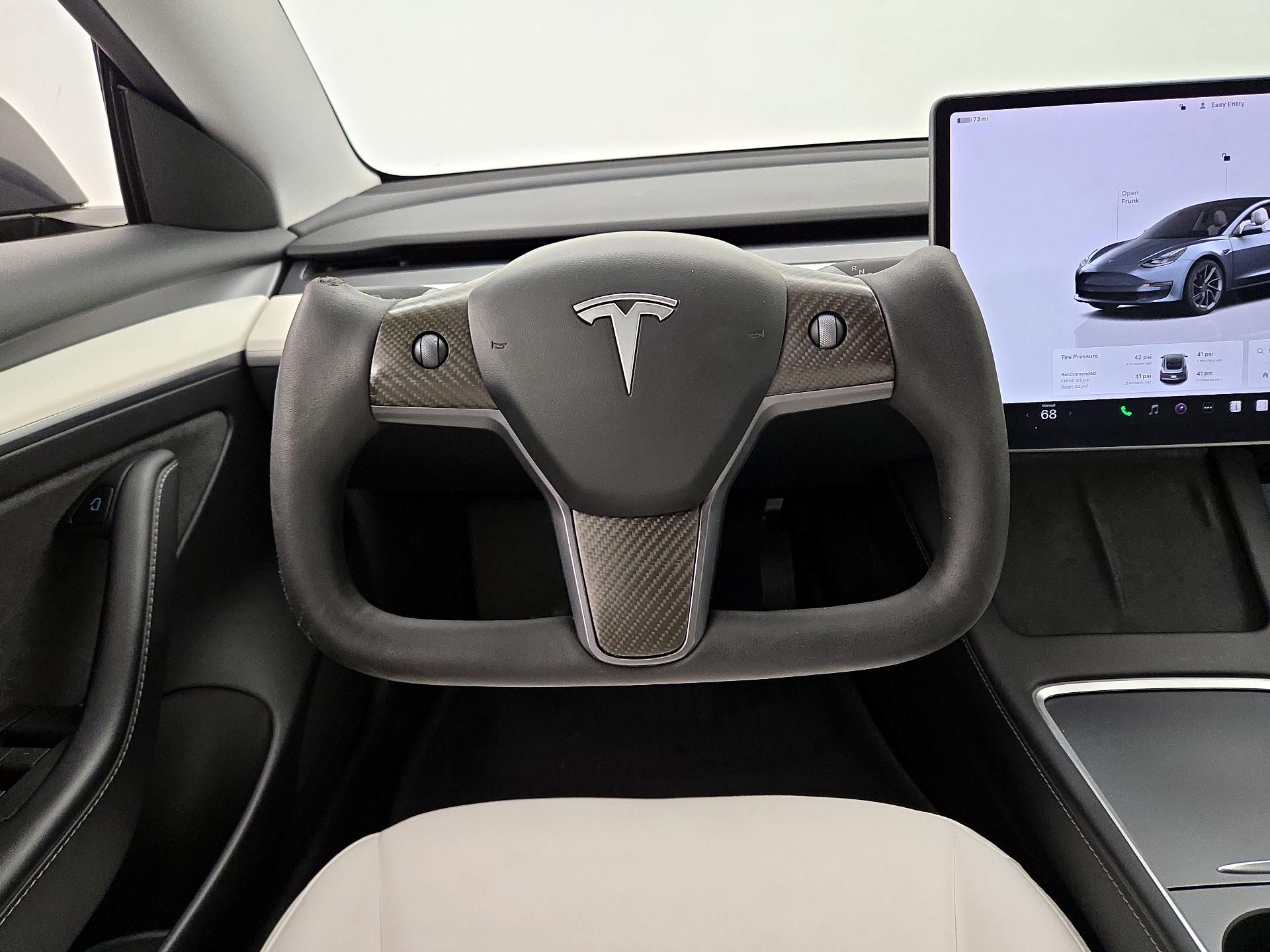 Thumbnail: 2023 Tesla Model 3 - 10