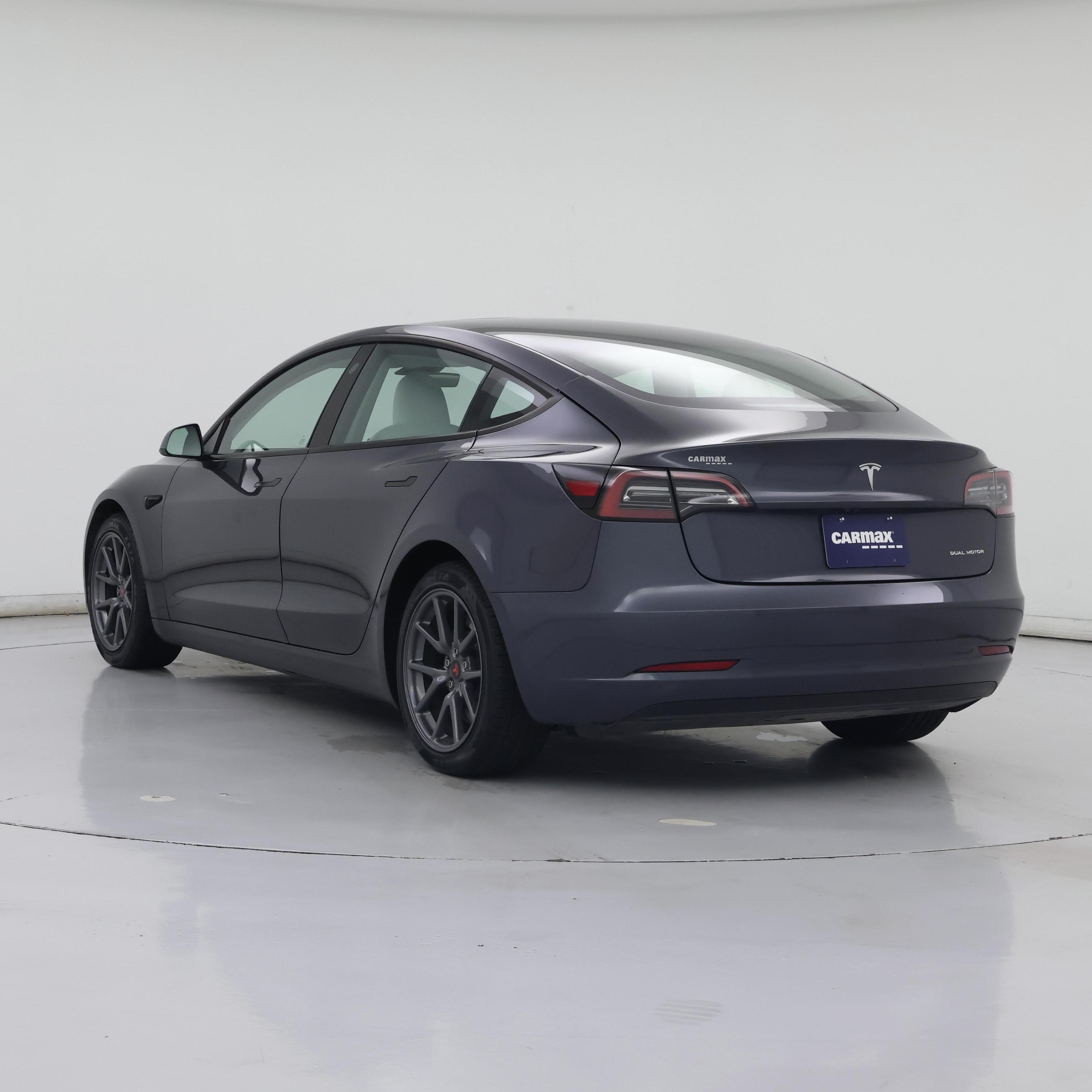 Thumbnail: 2023 Tesla Model 3 - 2