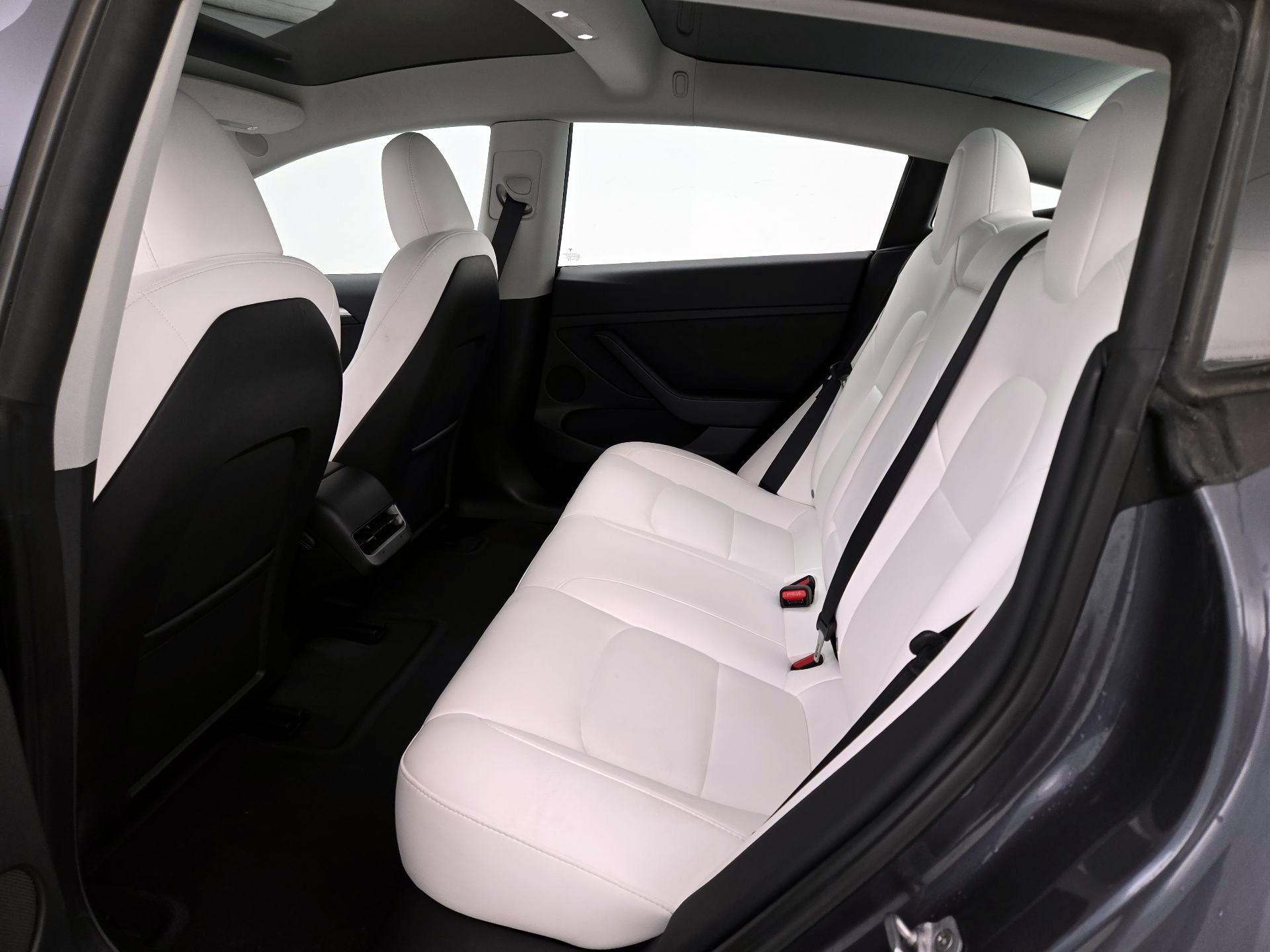Thumbnail: 2023 Tesla Model 3 - 20