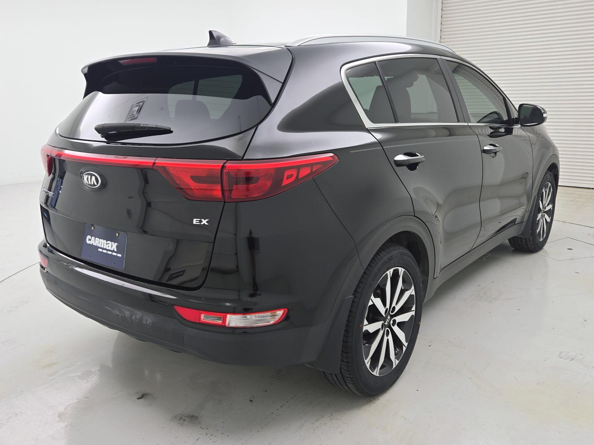 Thumbnail: 2017 Kia Sportage - 5