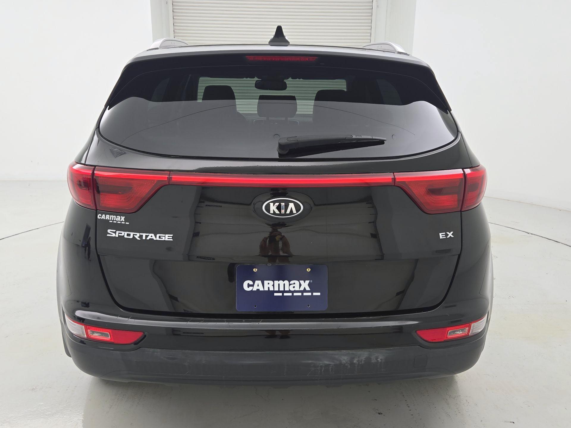 Thumbnail: 2017 Kia Sportage - 6