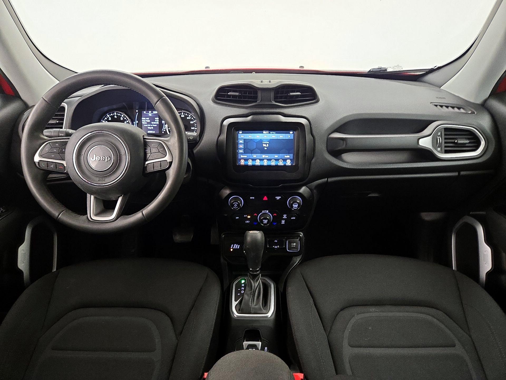 Thumbnail: 2020 Jeep Renegade - 9