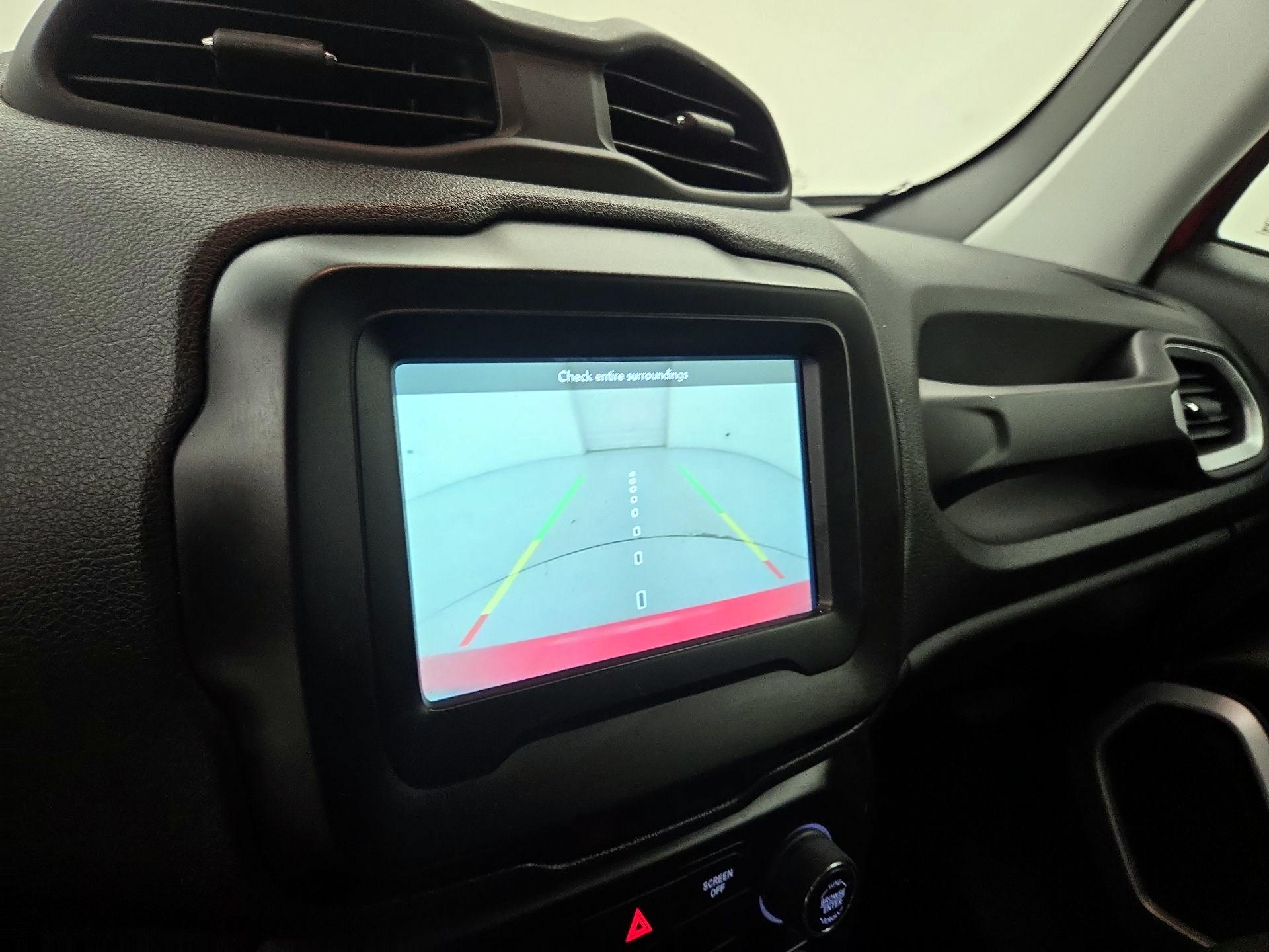 Thumbnail: 2020 Jeep Renegade - 14