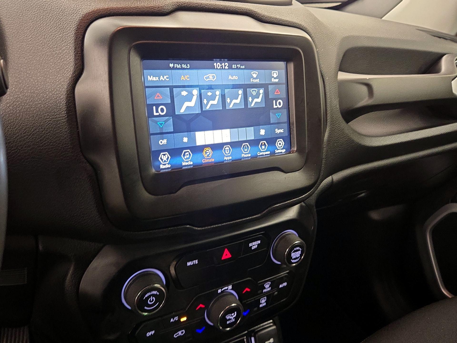 Thumbnail: 2020 Jeep Renegade - 16