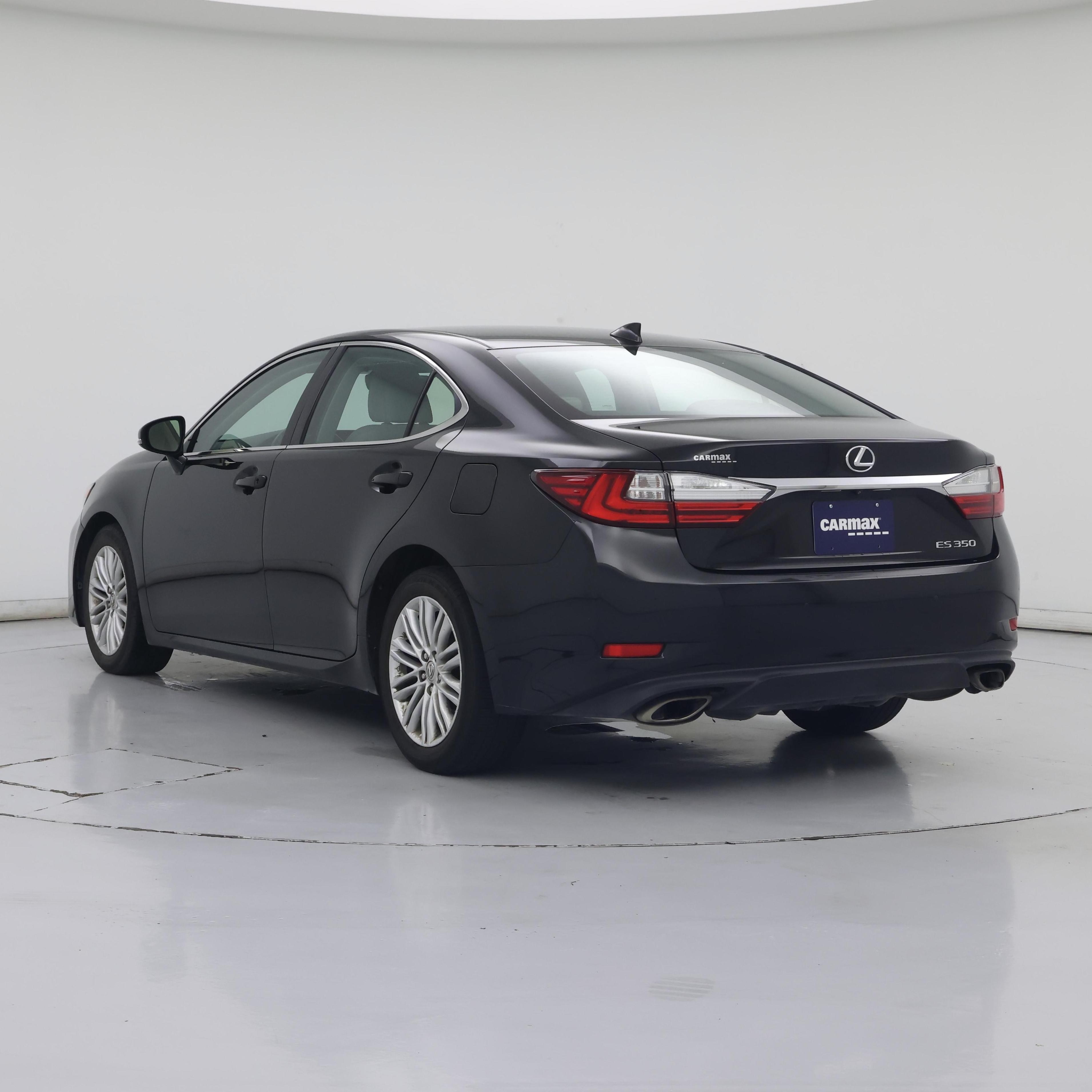 Thumbnail: 2017 Lexus ES - 2