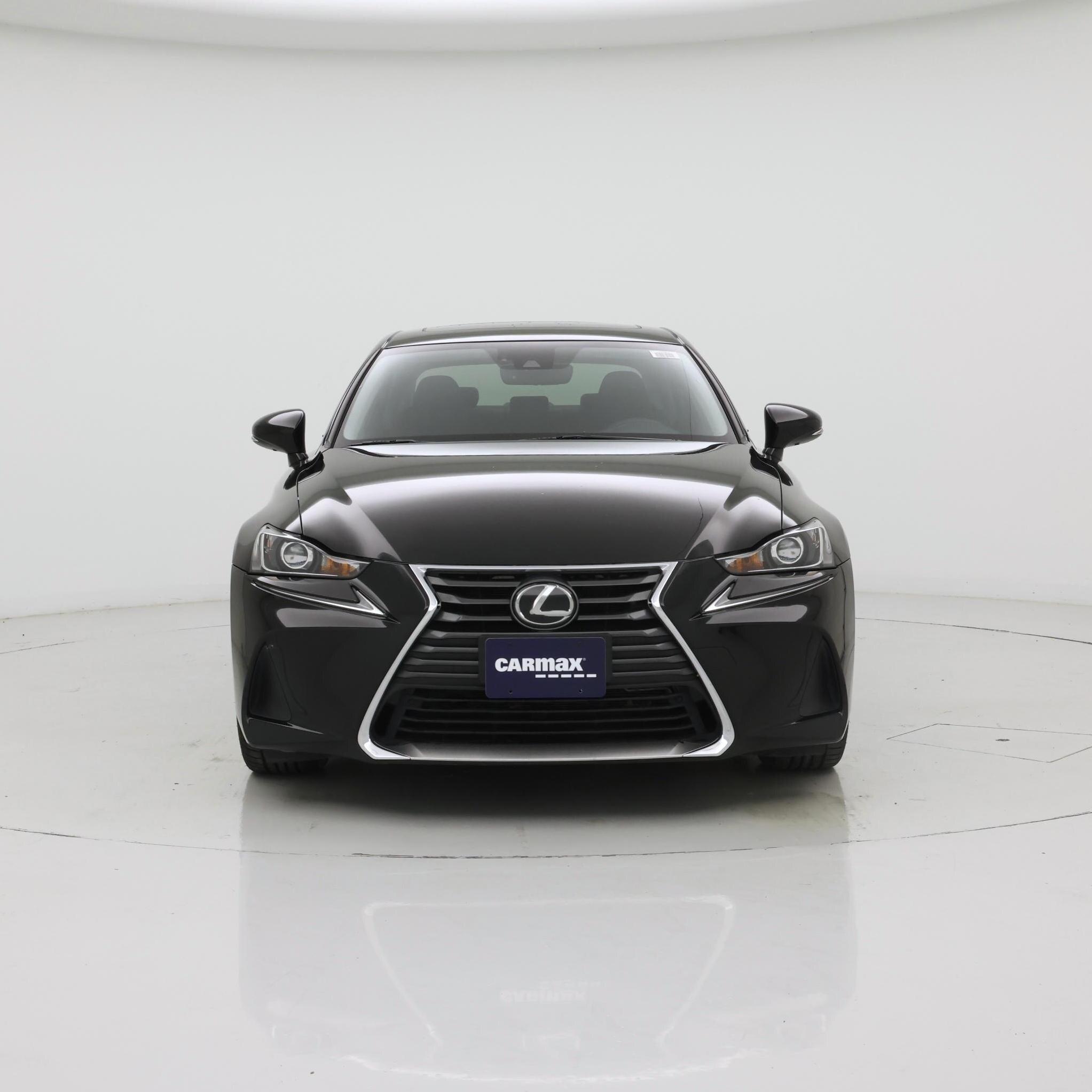 Thumbnail: 2019 Lexus IS - 5