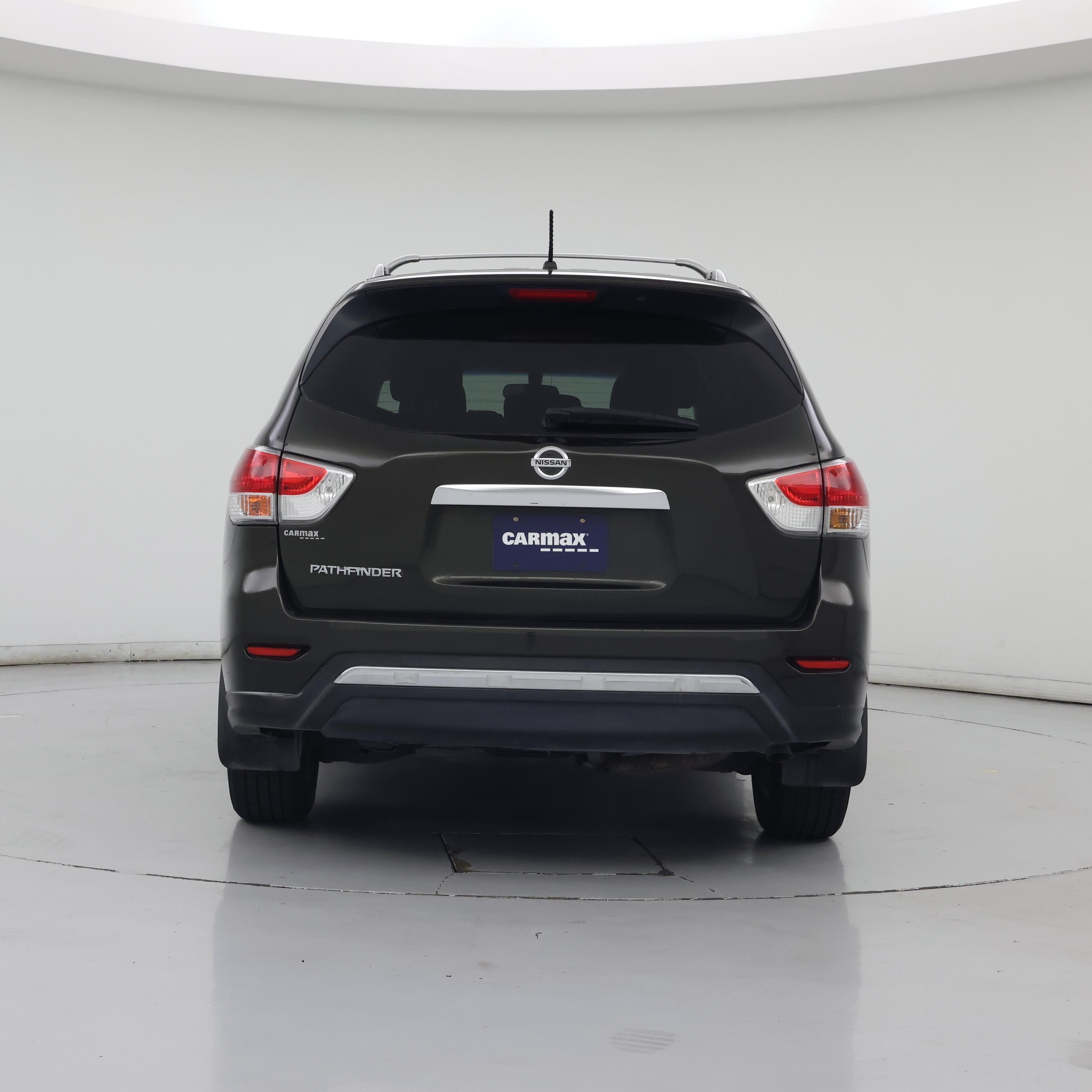 Thumbnail: 2016 Nissan Pathfinder - 6
