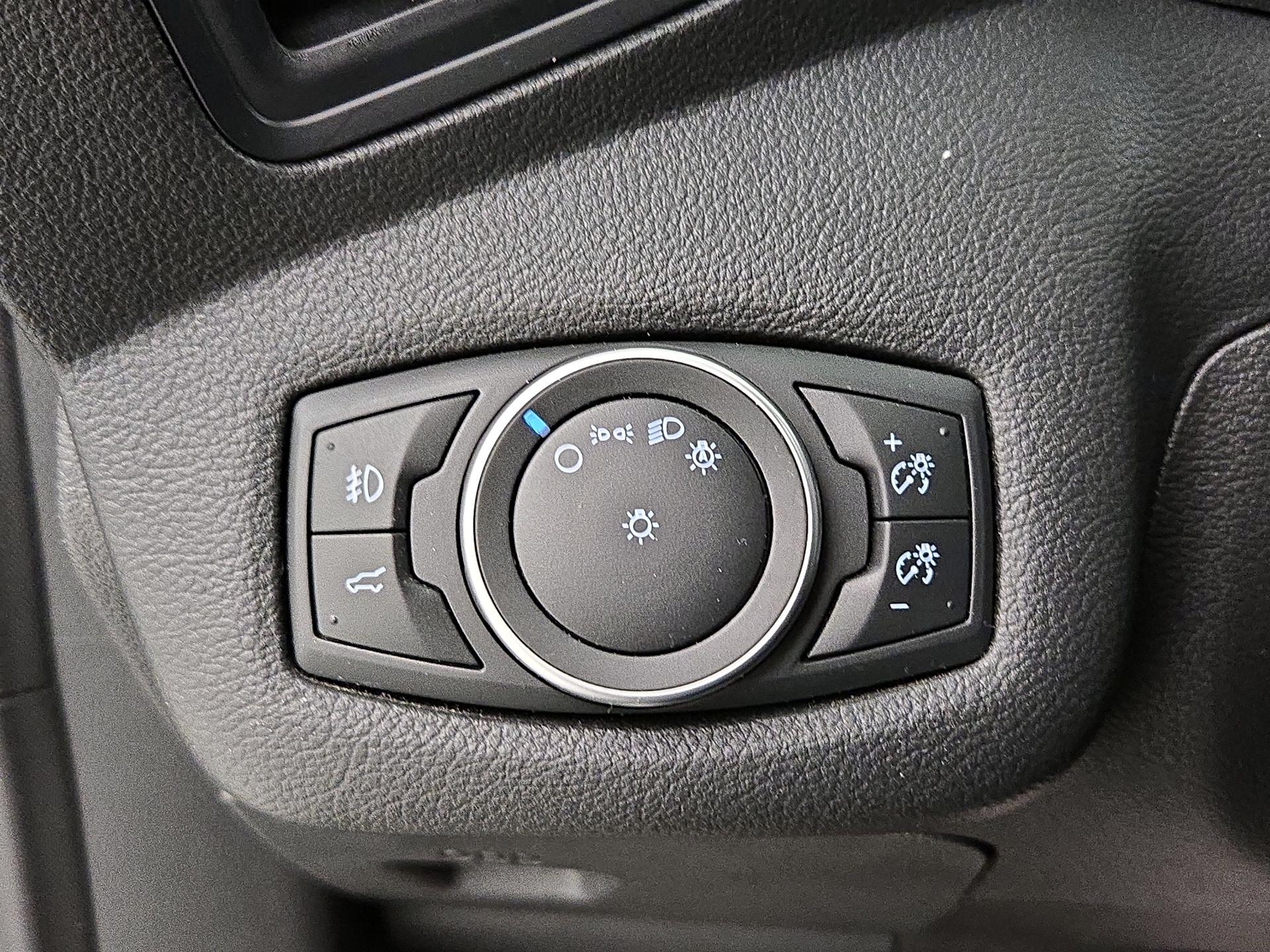 Thumbnail: 2018 Ford Escape - 13