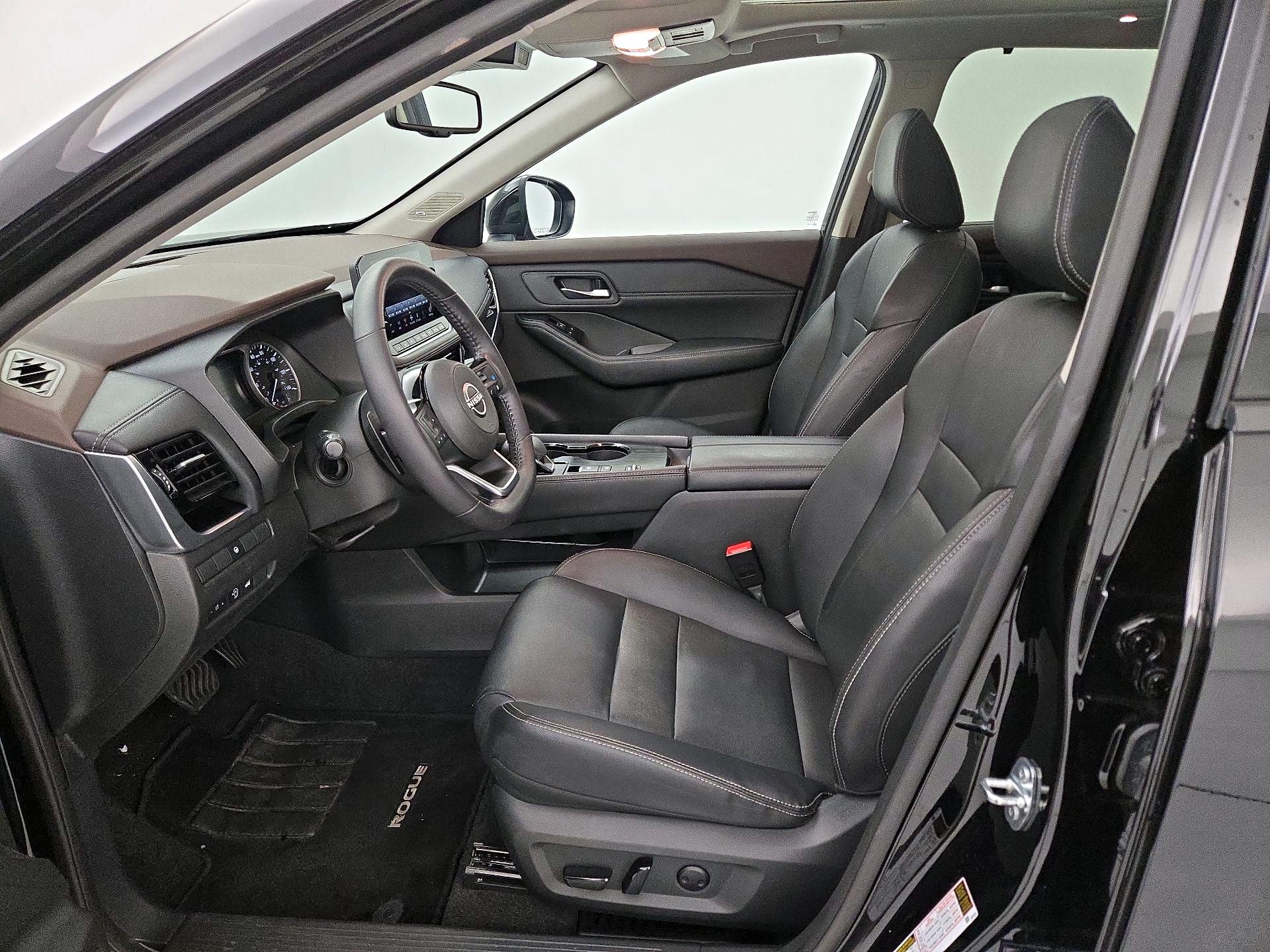 Thumbnail: 2023 Nissan Rogue - 11