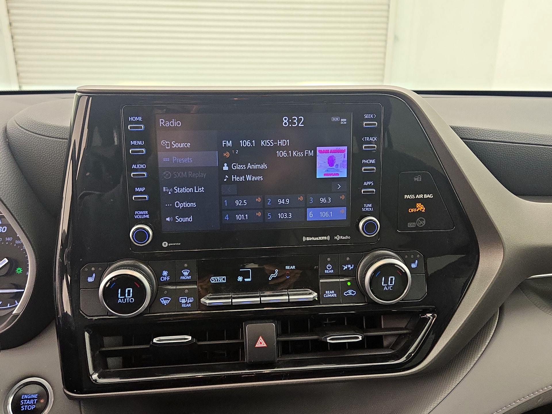 Thumbnail: 2021 Toyota Highlander - 15