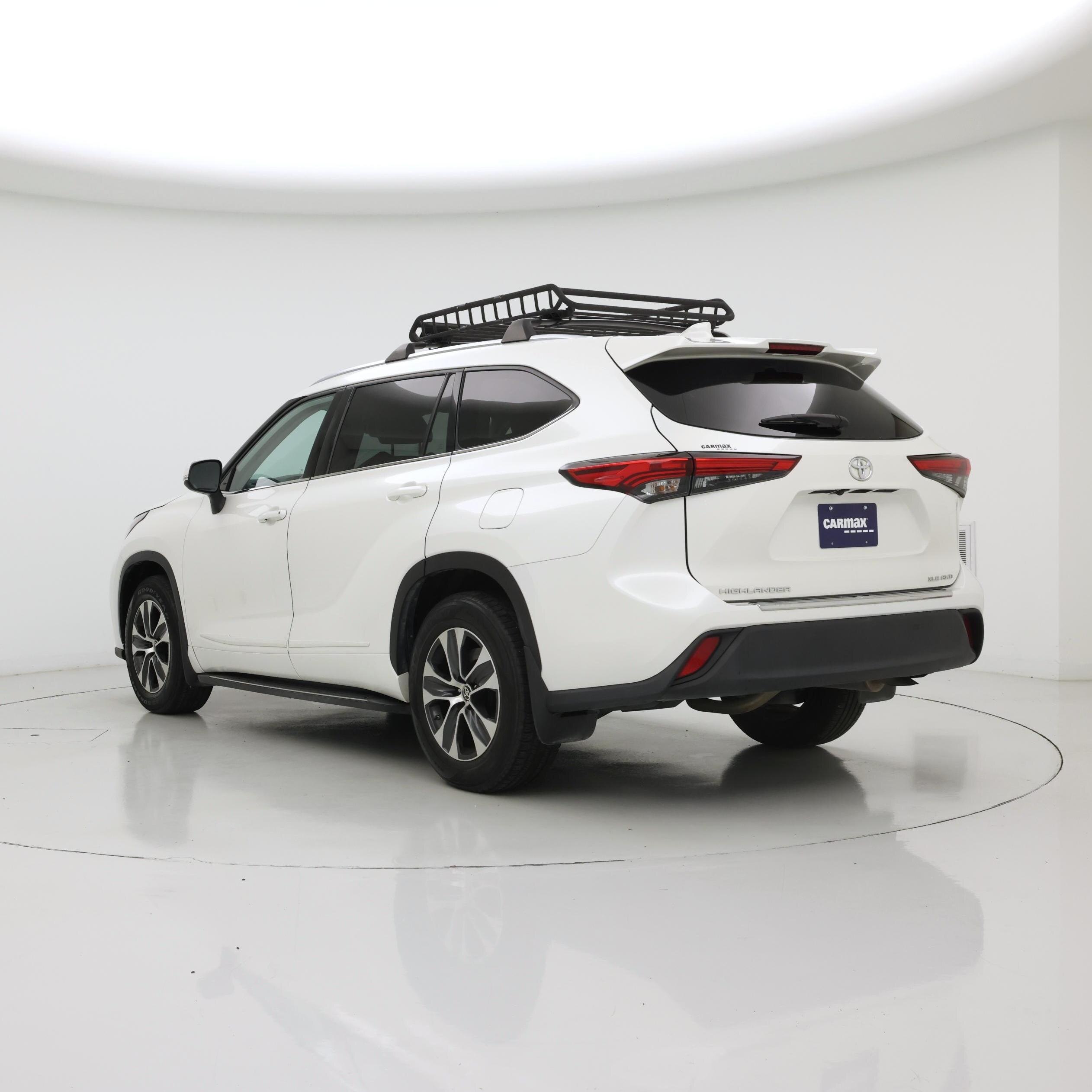 Thumbnail: 2021 Toyota Highlander - 2