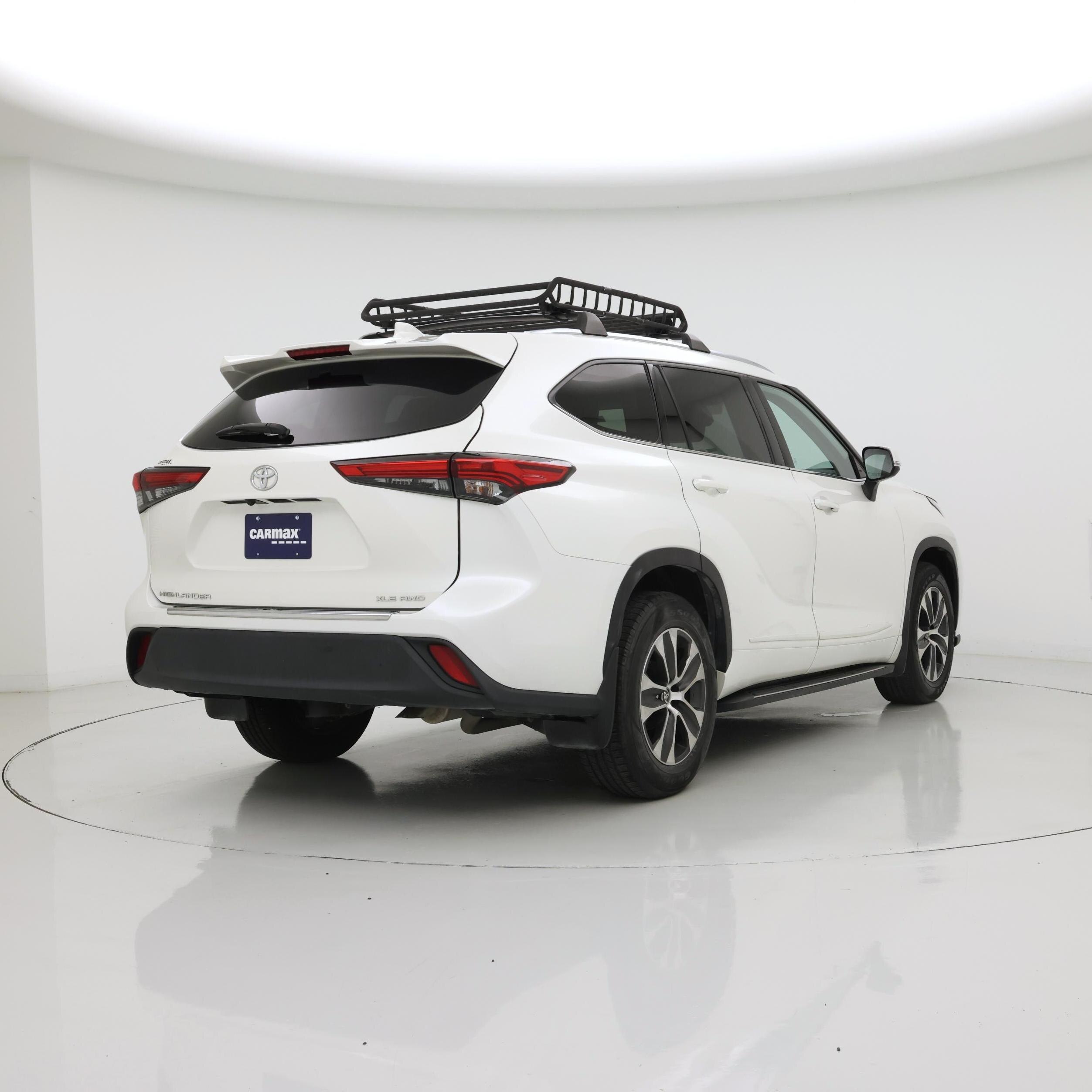 Thumbnail: 2021 Toyota Highlander - 8