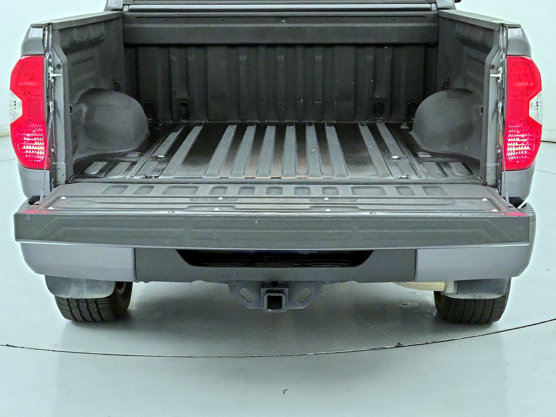Thumbnail: 2021 Toyota Tundra - 20