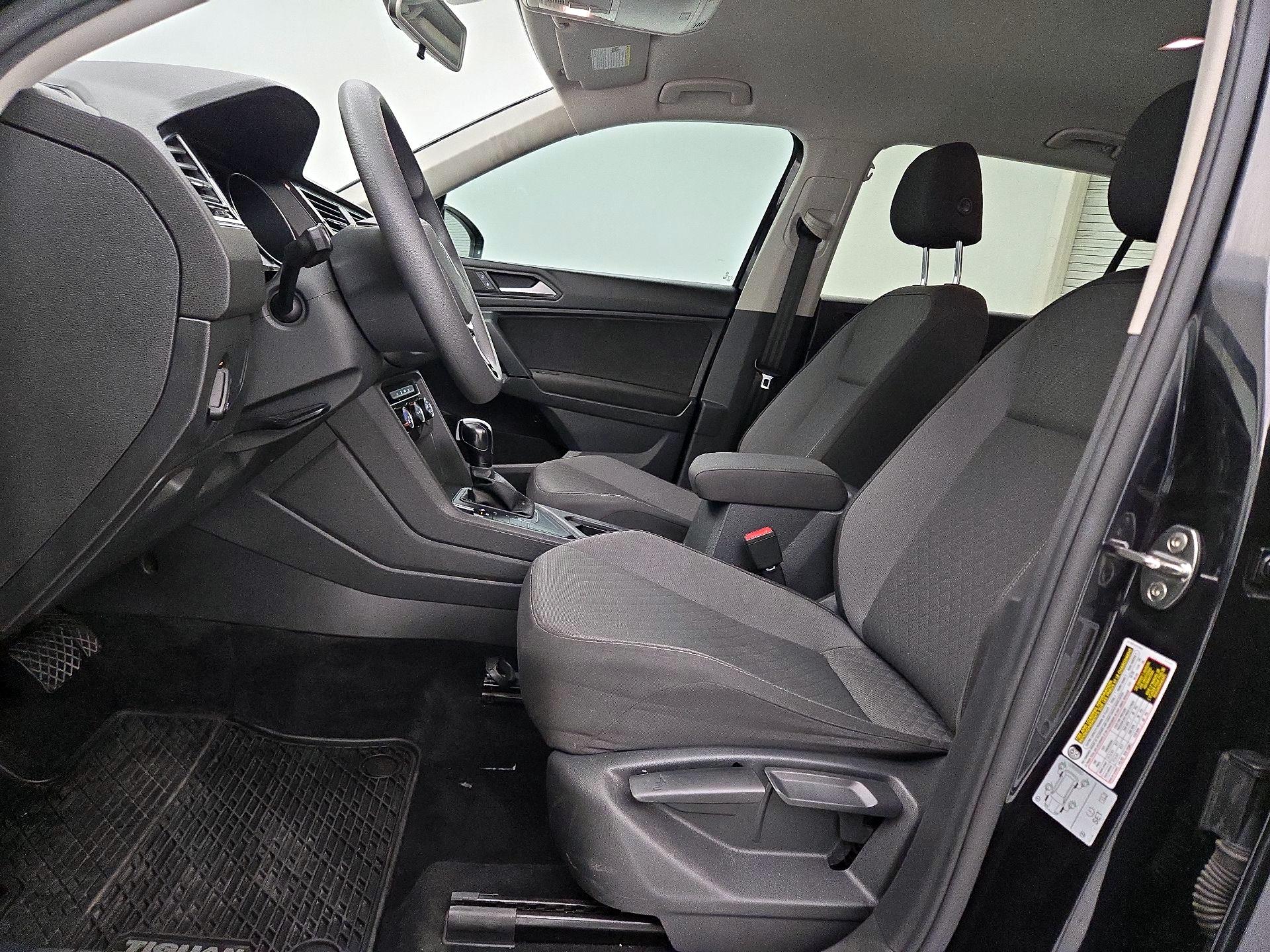 Thumbnail: 2019 Volkswagen Tiguan - 11