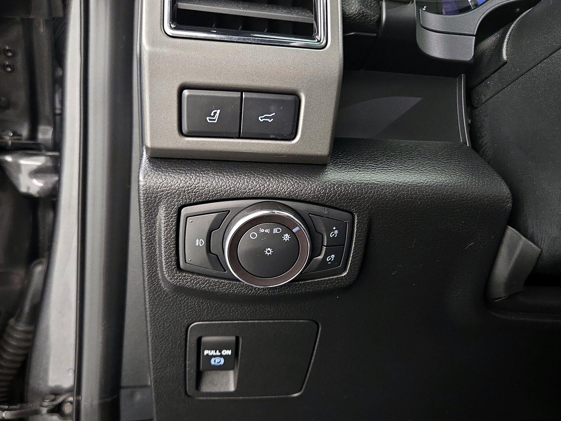 Thumbnail: 2020 Ford Expedition - 13