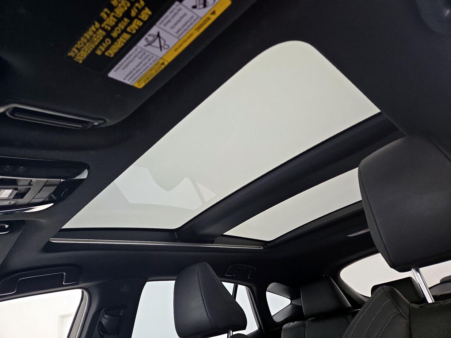 Thumbnail: 2021 Toyota Venza - 20