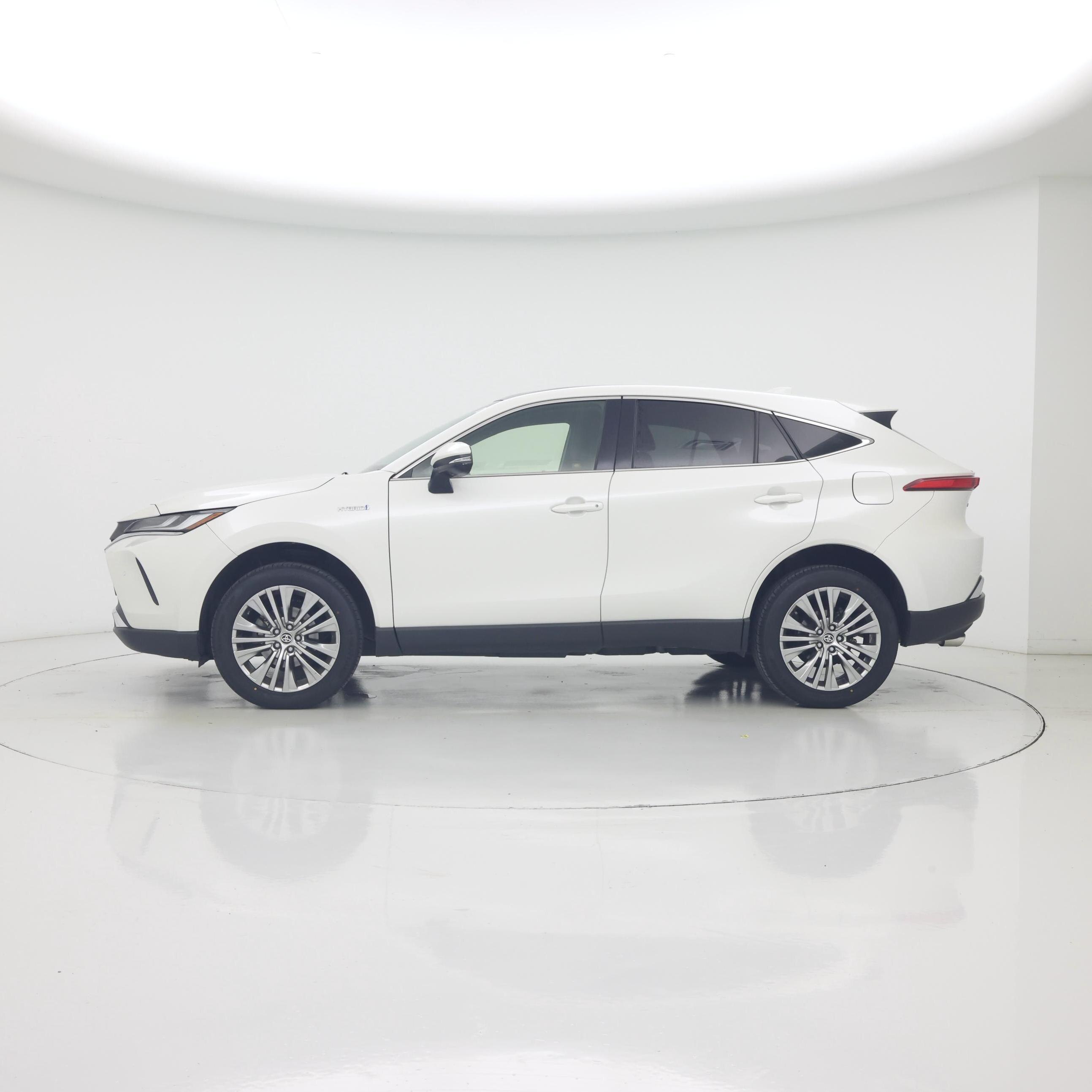 Thumbnail: 2021 Toyota Venza - 3