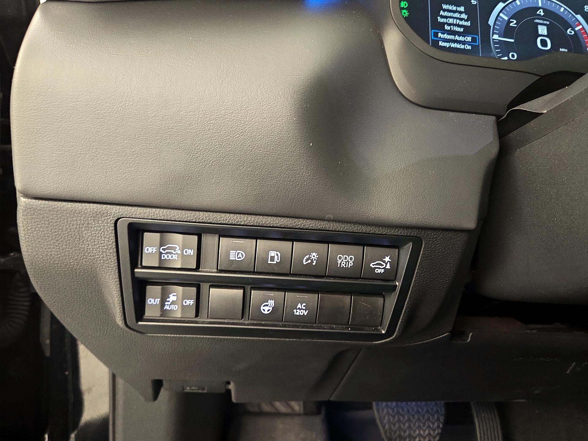Thumbnail: 2023 Toyota Sequoia - 13