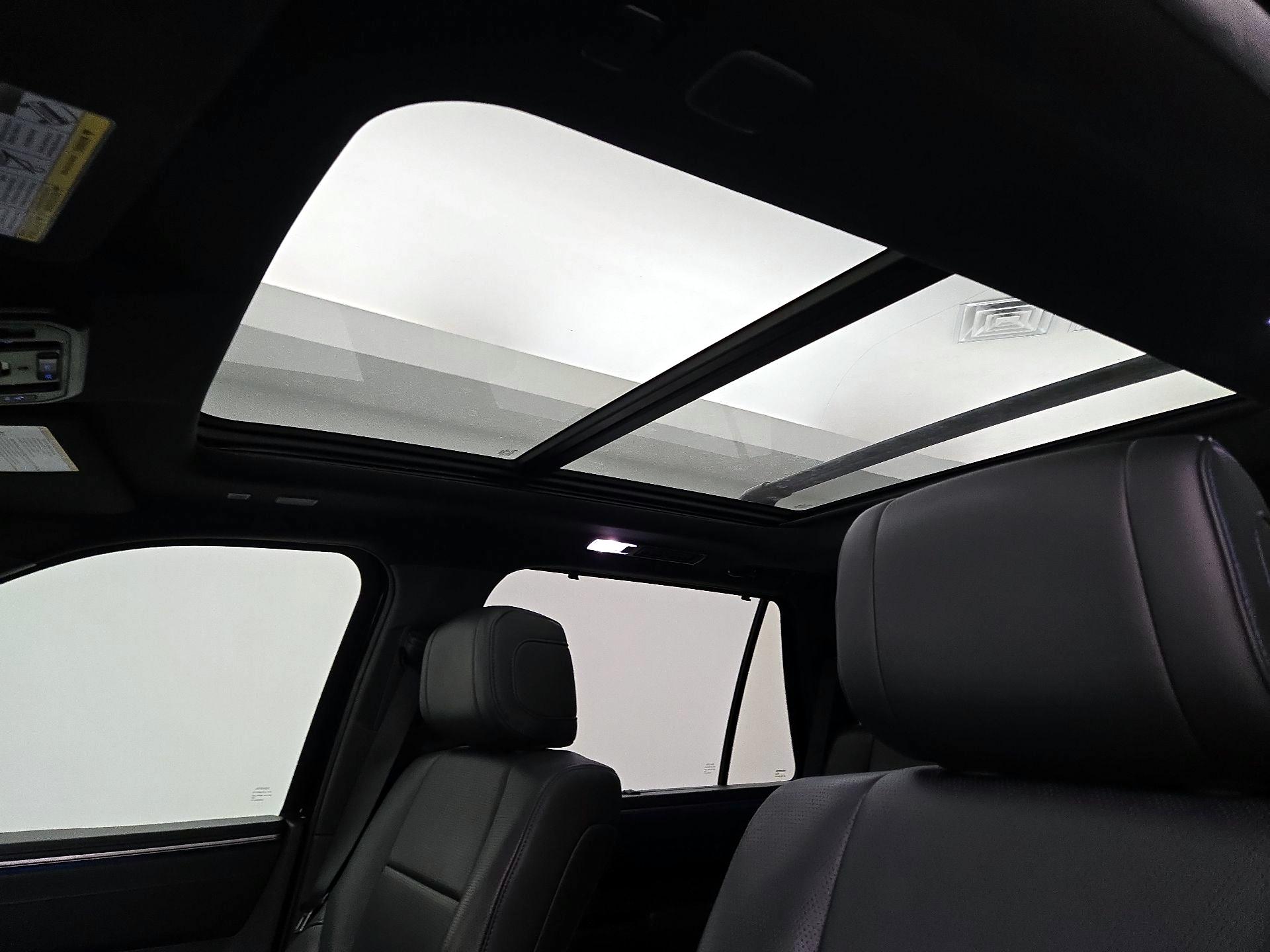 Thumbnail: 2023 Toyota Sequoia - 19