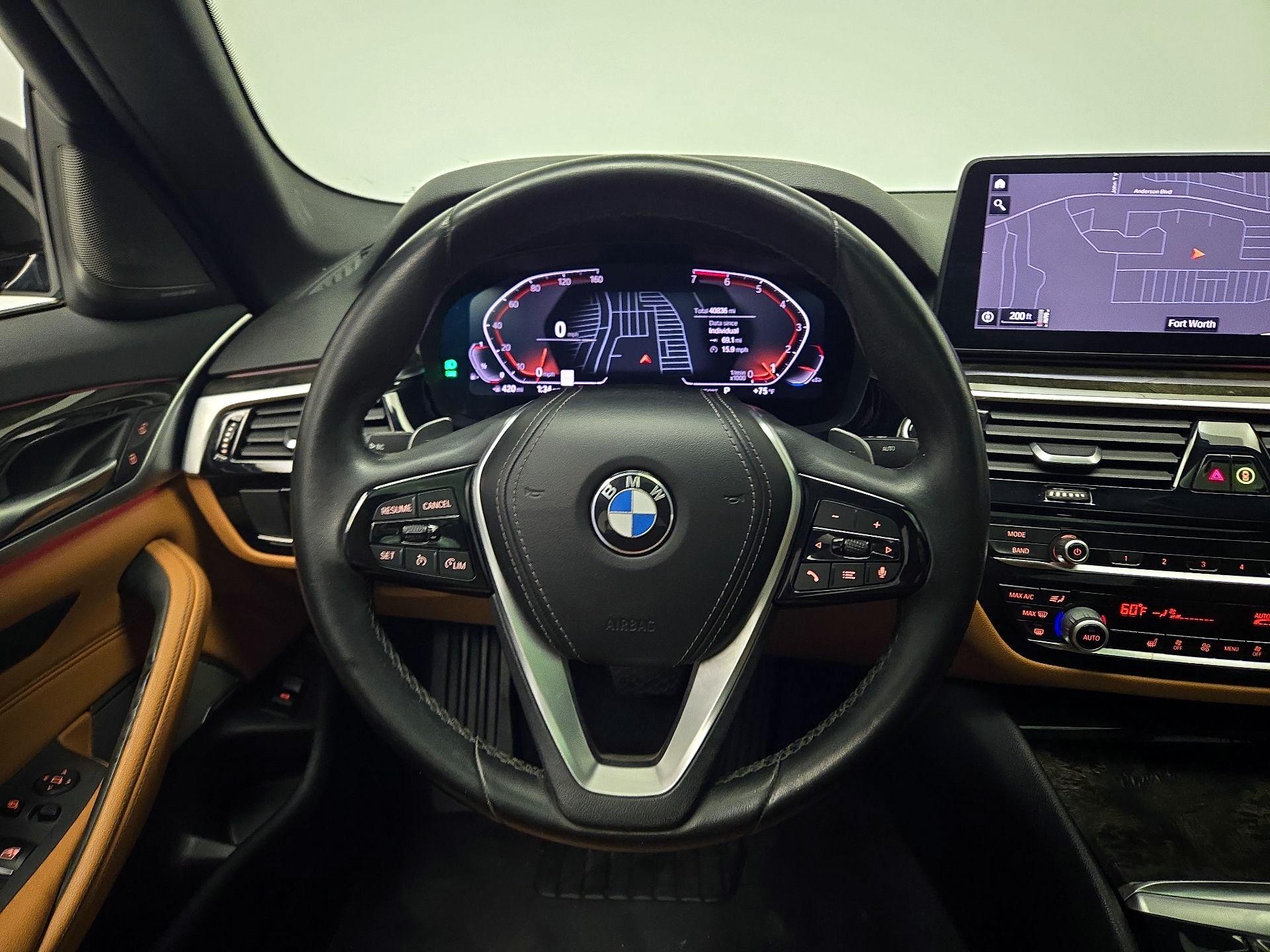 Thumbnail: 2021 BMW 5 Series - 10