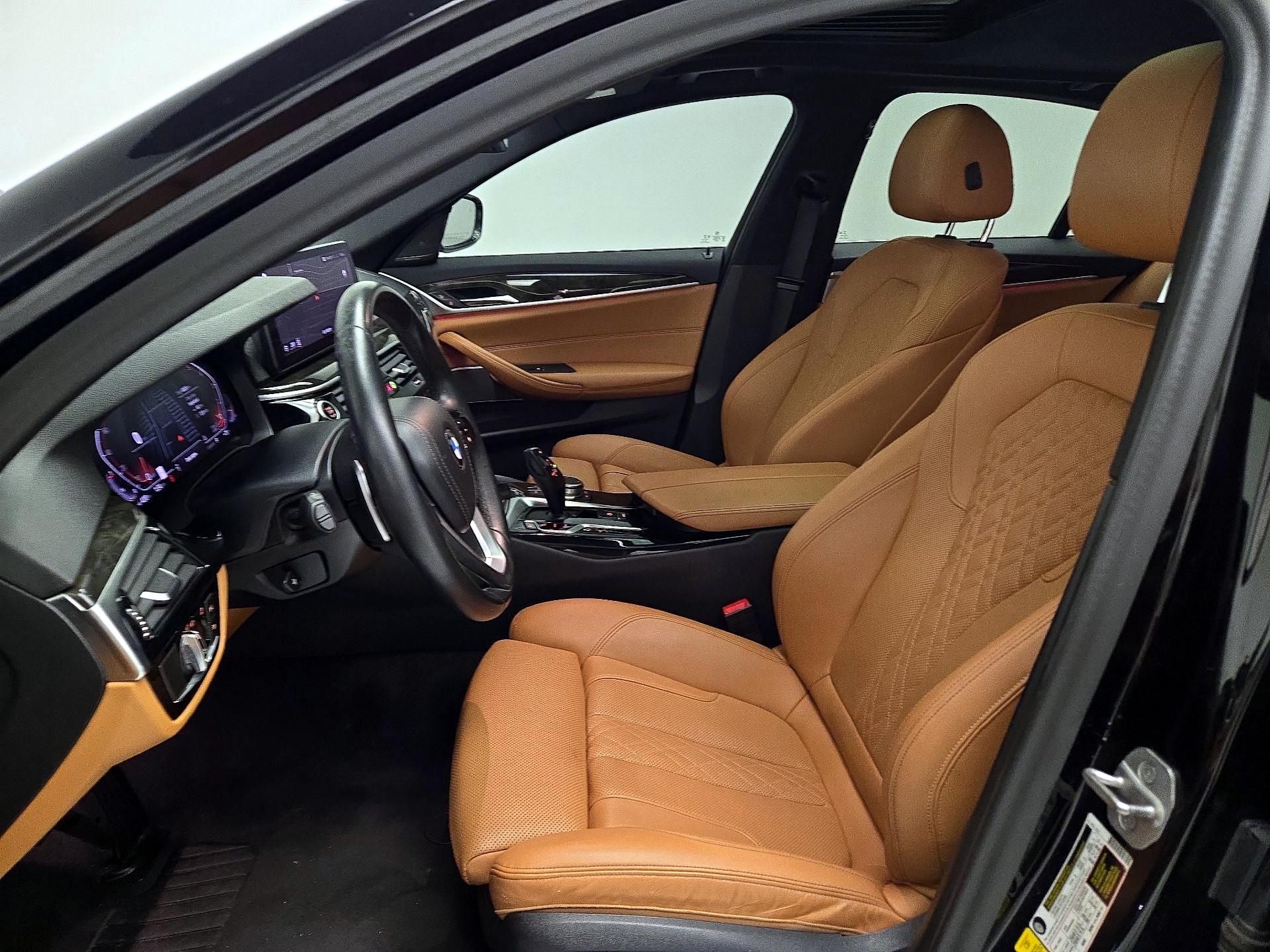 Thumbnail: 2021 BMW 5 Series - 11