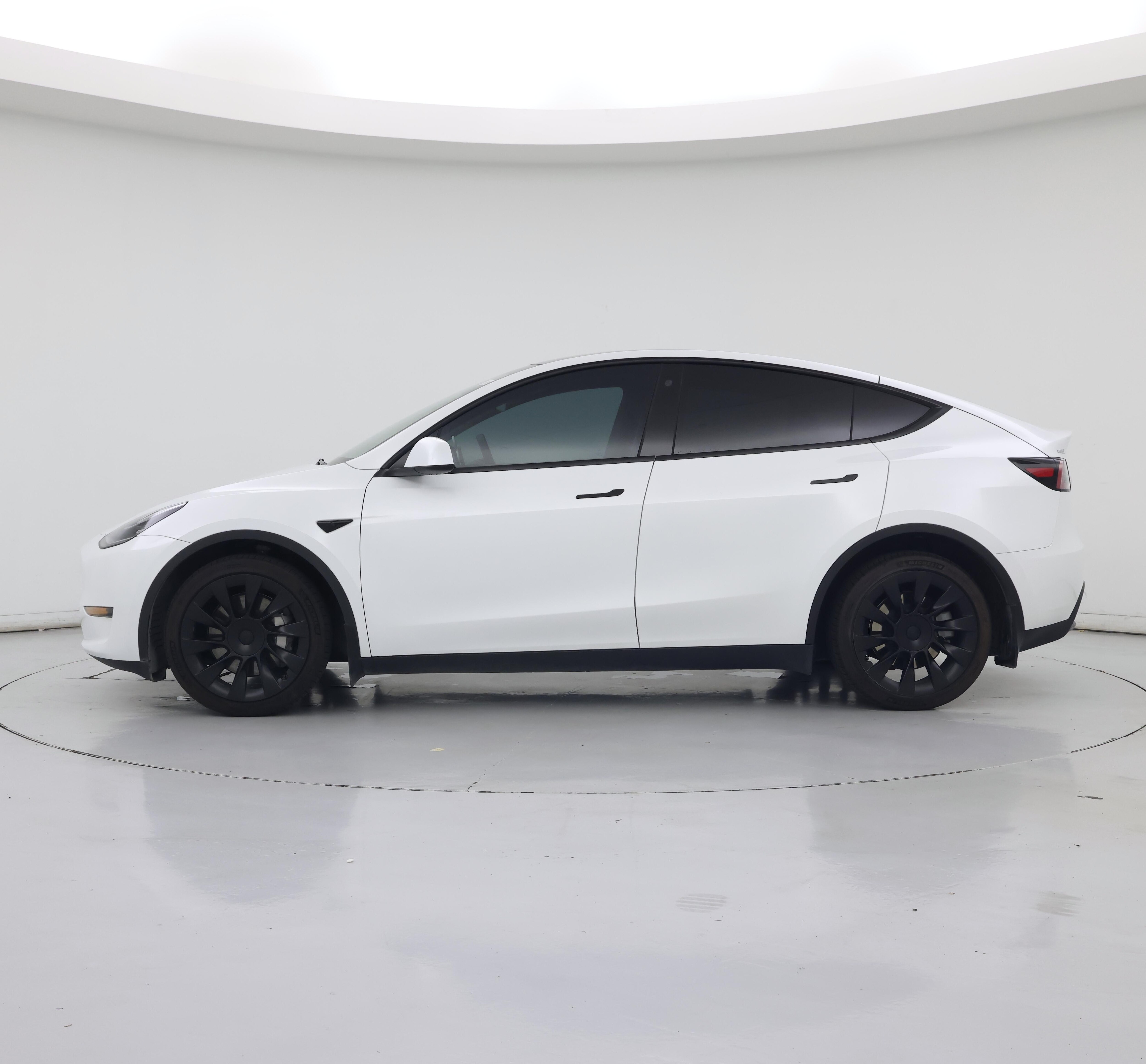 Thumbnail: 2023 Tesla Model Y - 3