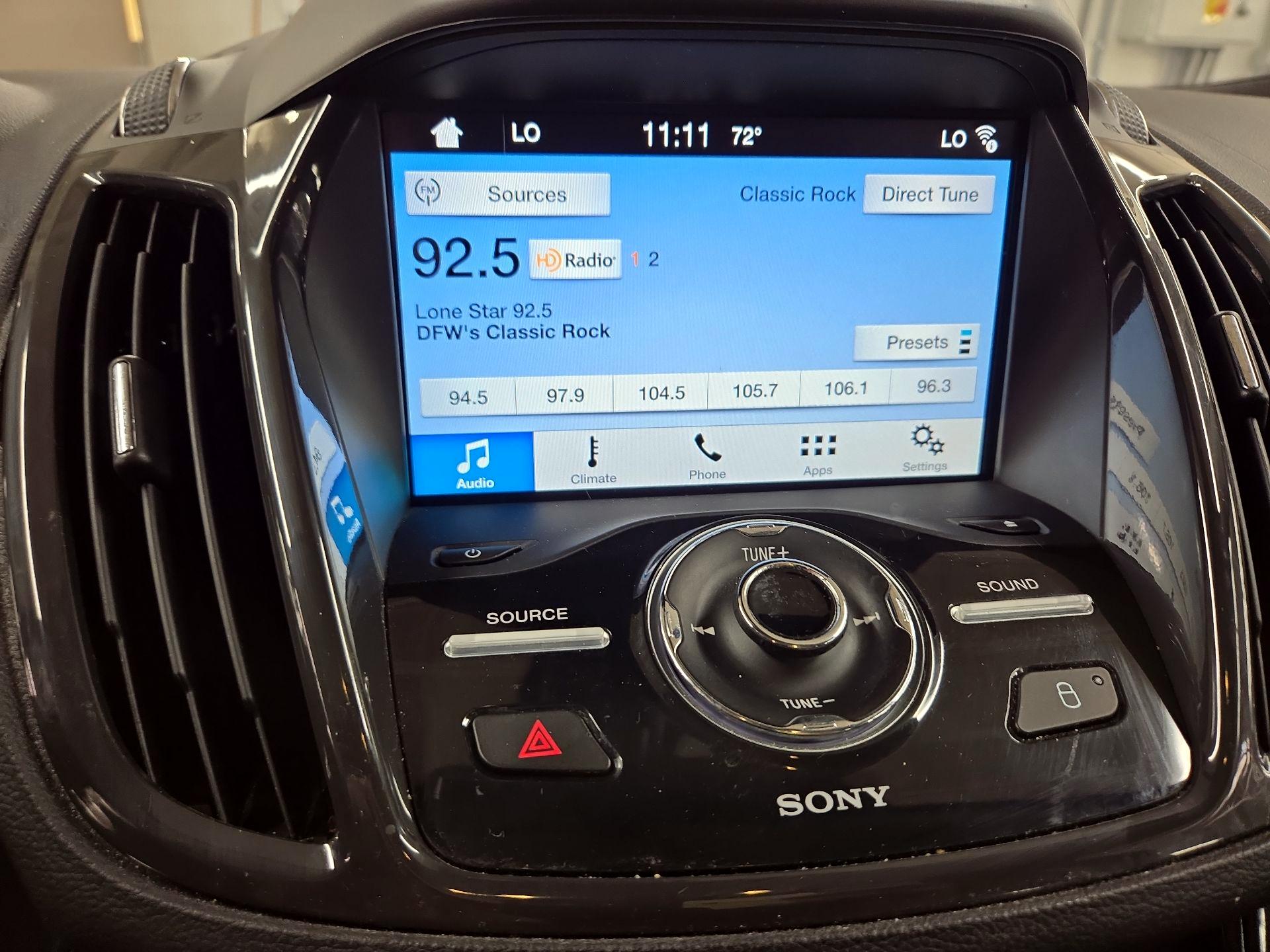 Thumbnail: 2016 Ford Escape - 15