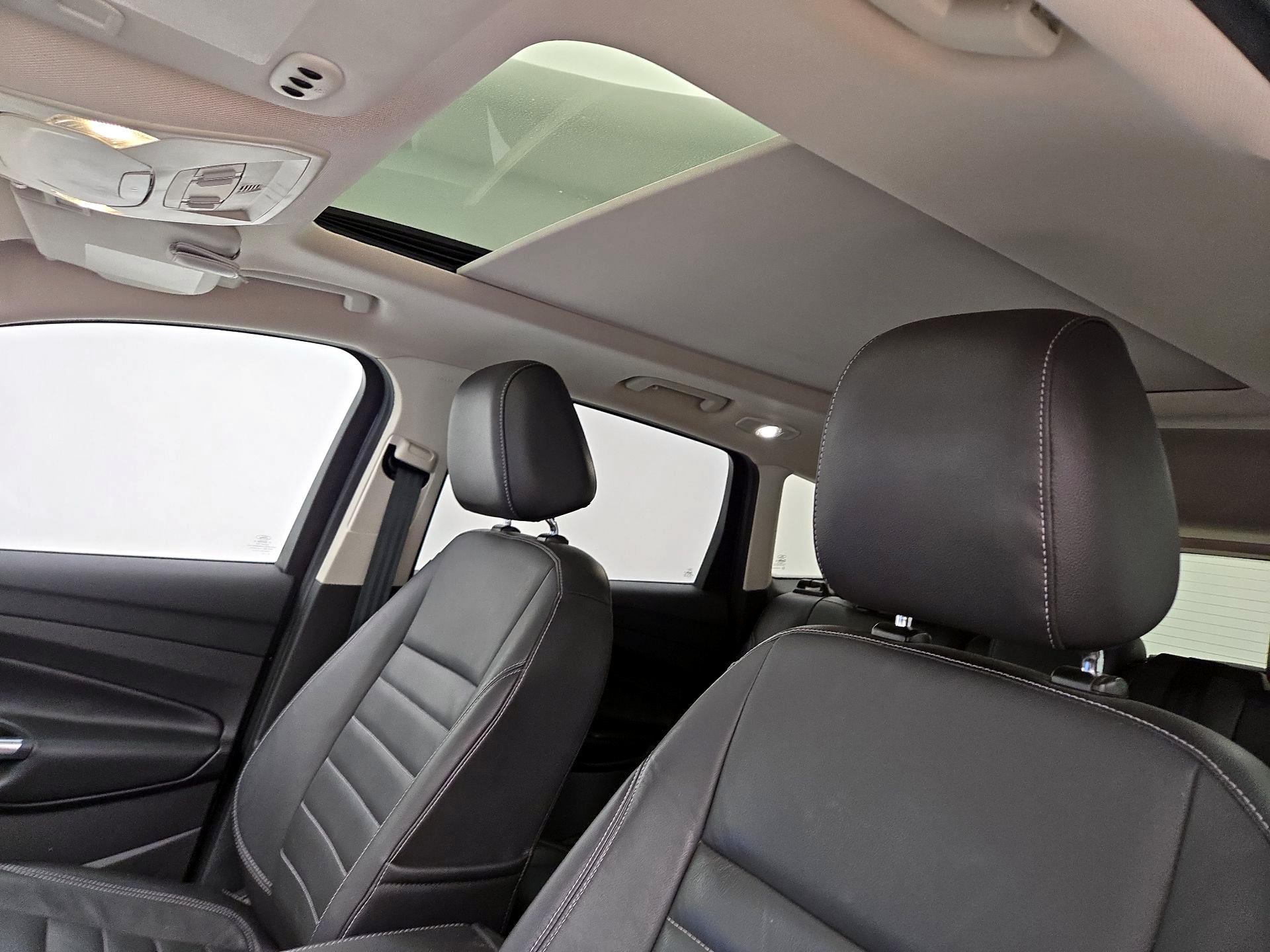 Thumbnail: 2016 Ford Escape - 19